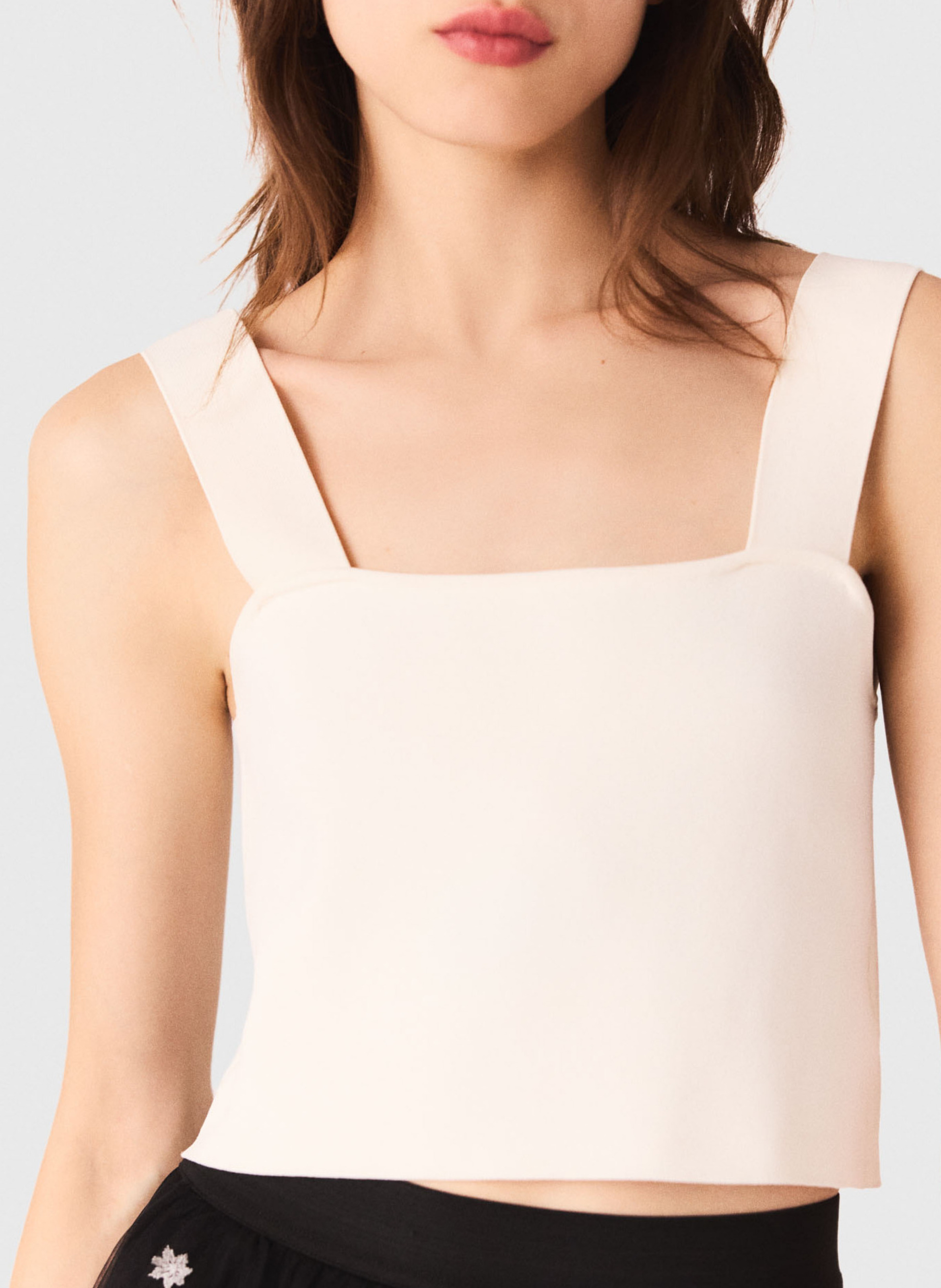 Top court col carré MAJE Beige