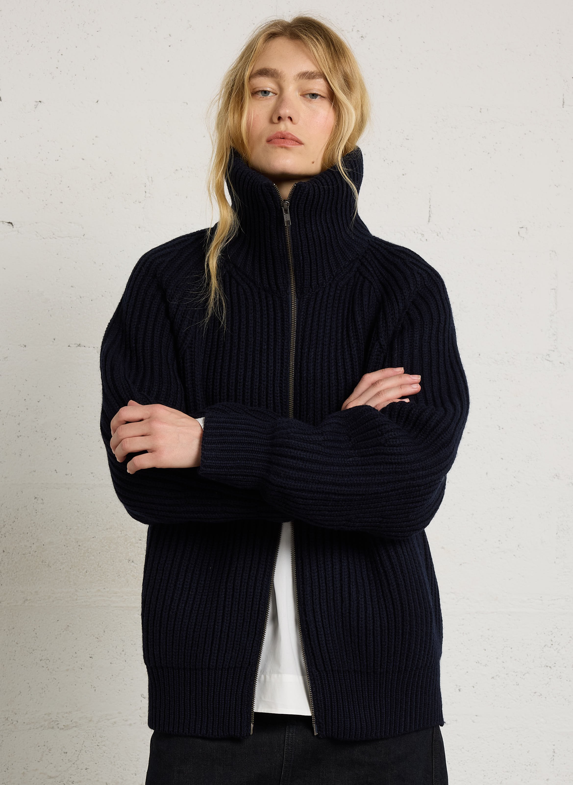 Gilet ample col montant en laine jasper SOEUR Bleu
