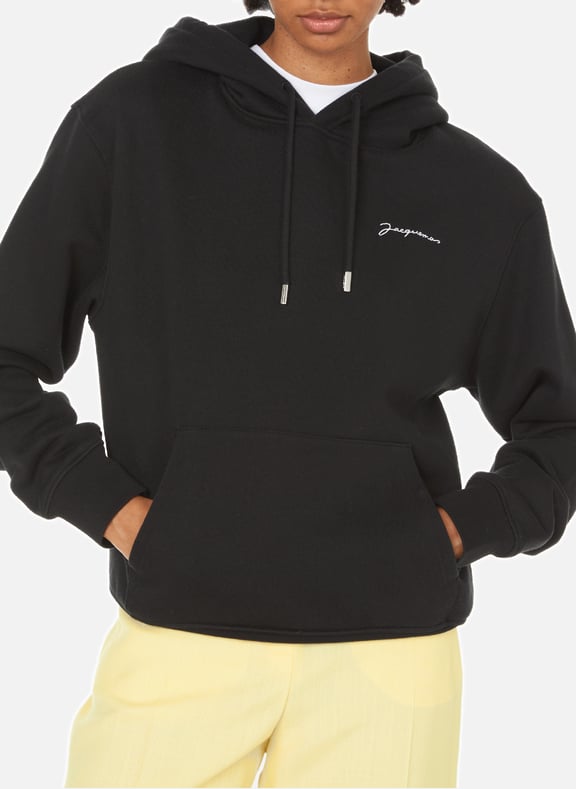 Le Sweatshirt Brodé hoodie Black by JACQUEMUS JACQUEMUS Le Sweatshirt Brodé hoodie Black