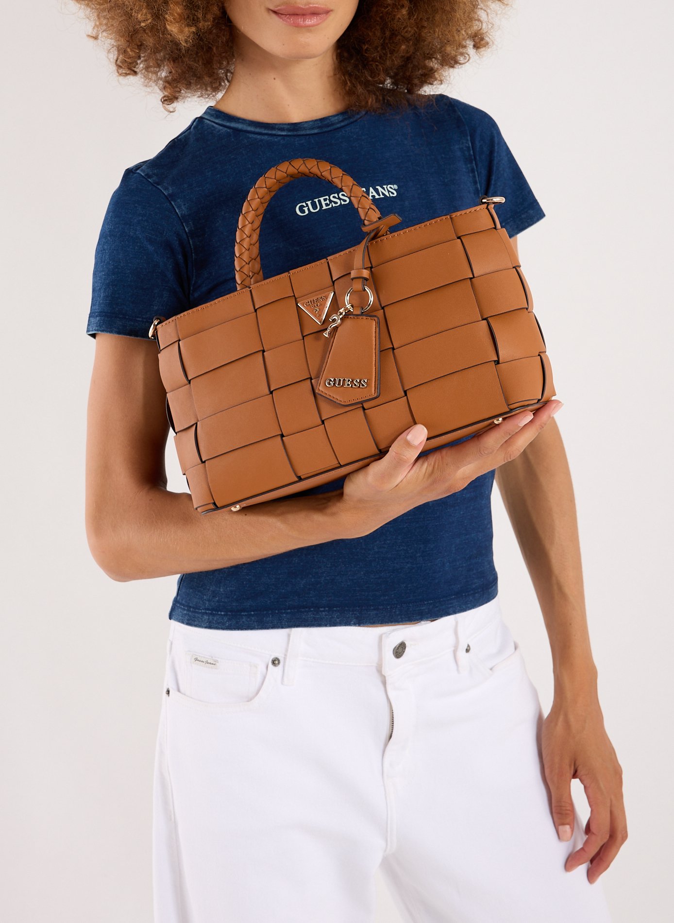 Sac à main tressé GUESS Marron