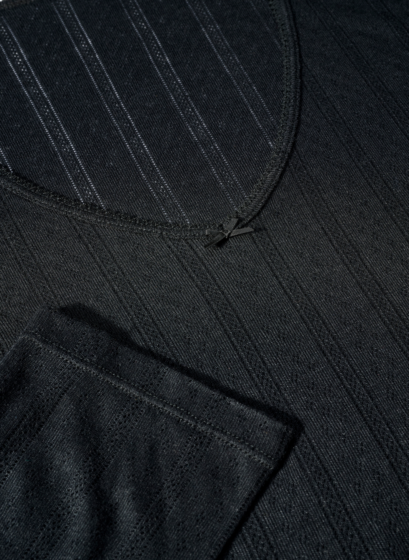 Haut de pyjama col V à manches longues PASSIONATA Noir