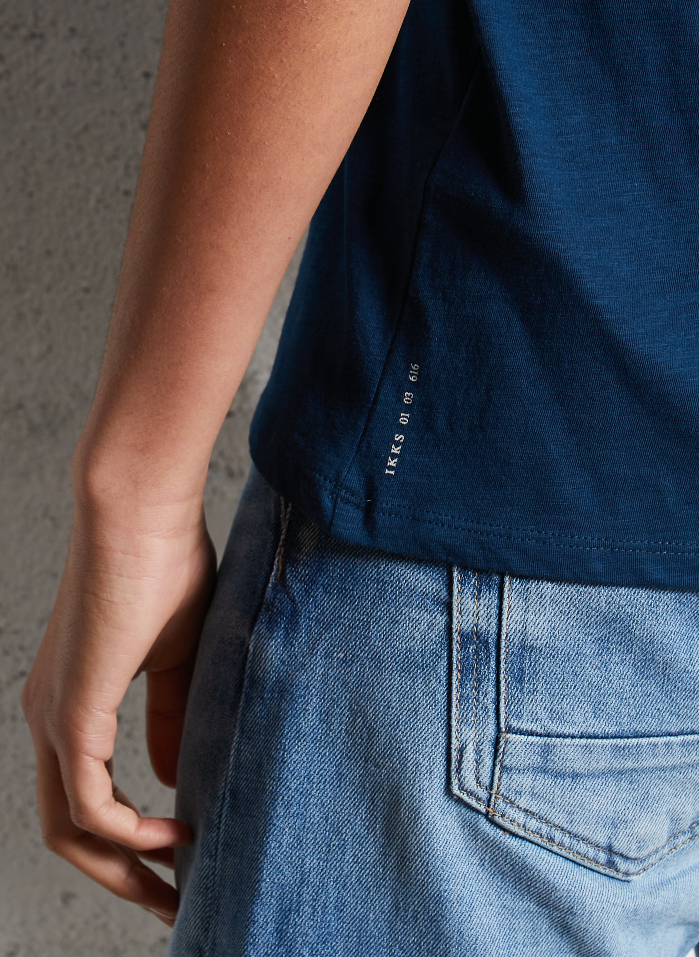 Tee-shirt col v en coton IKKS Bleu