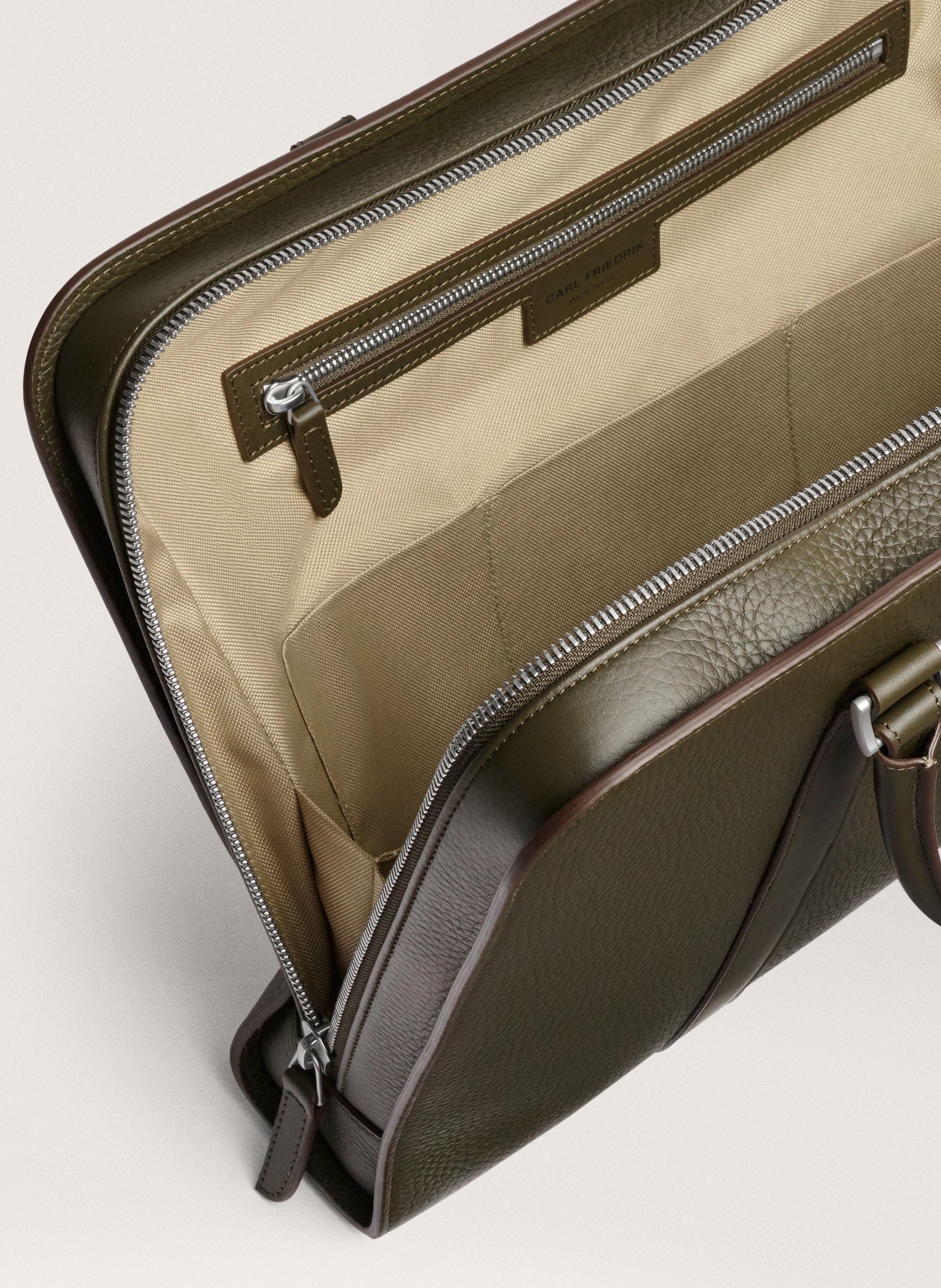 Porte-documents 'Palissy Briefcase' en cuir grainé CARL FRIEDRIK Vert