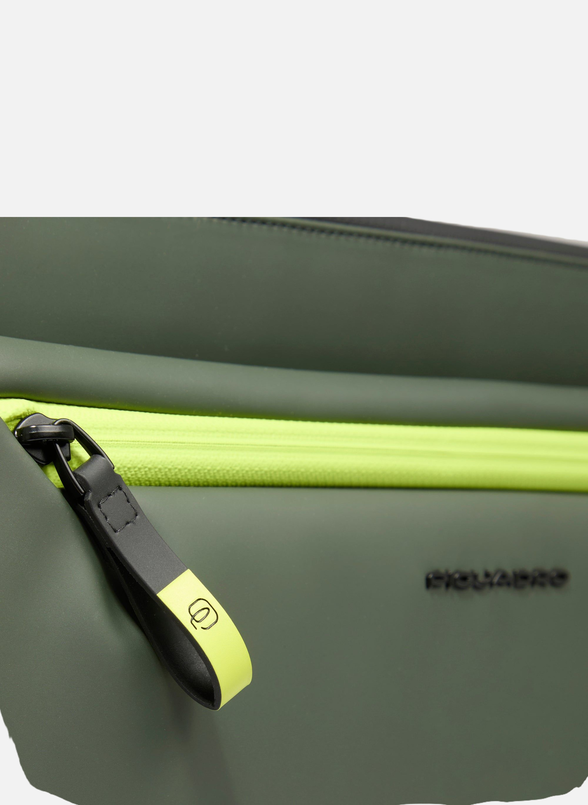 Waterafstotende hoes voor iPad® Pro 13" PIQUADRO Groen