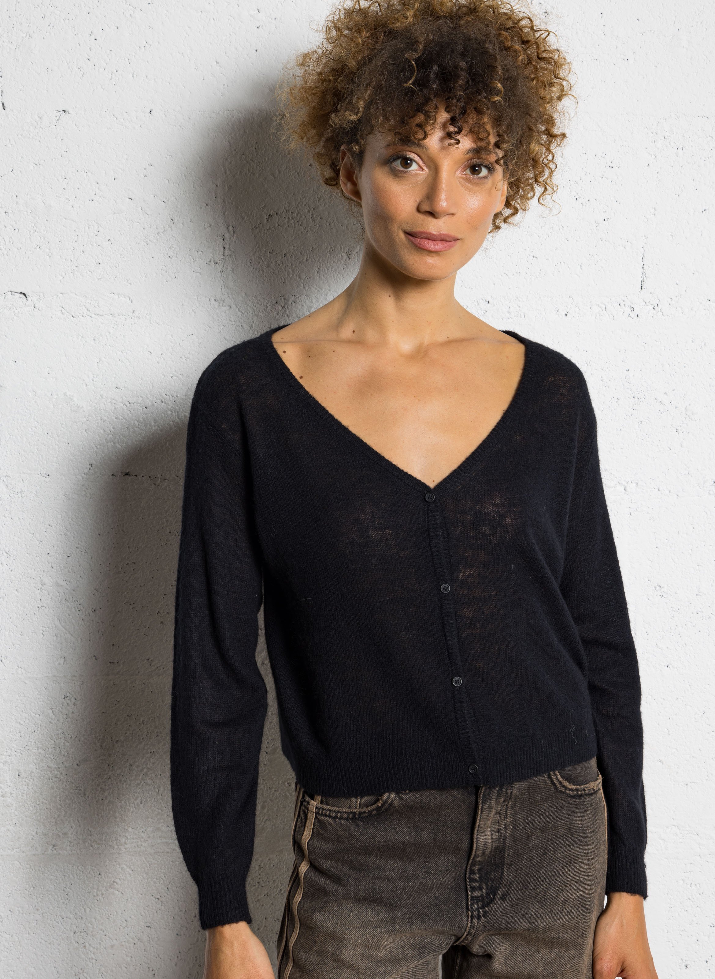 Gilet droit en maille dumy AMERICAN VINTAGE Noir