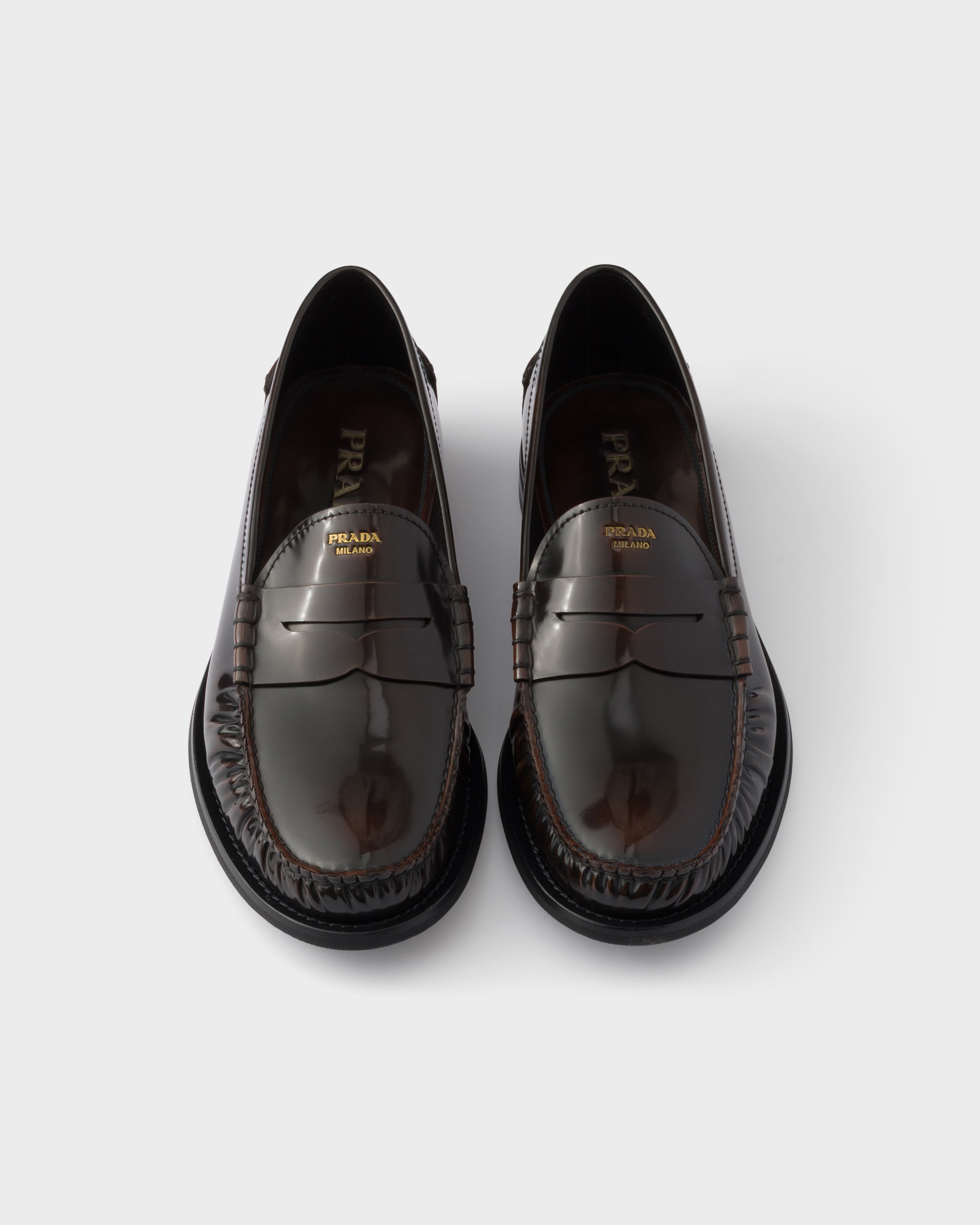 Mocassins en cuir brossé PRADA Marron