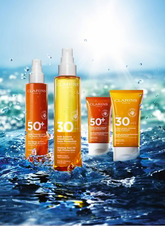 Spray Solaire Lacté Très Haute Protection Corps SPF50+ by CLARINS Spray Solaire Lacté Très Haute Protection Corps SPF50+ No color