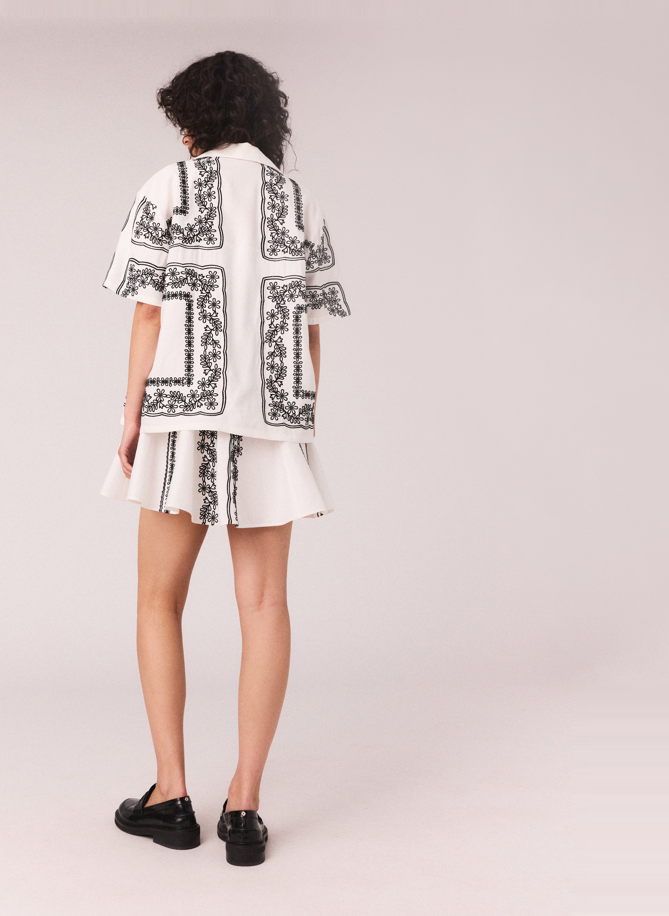 Chemise oversize en lin mélangé brodé MAJE Beige