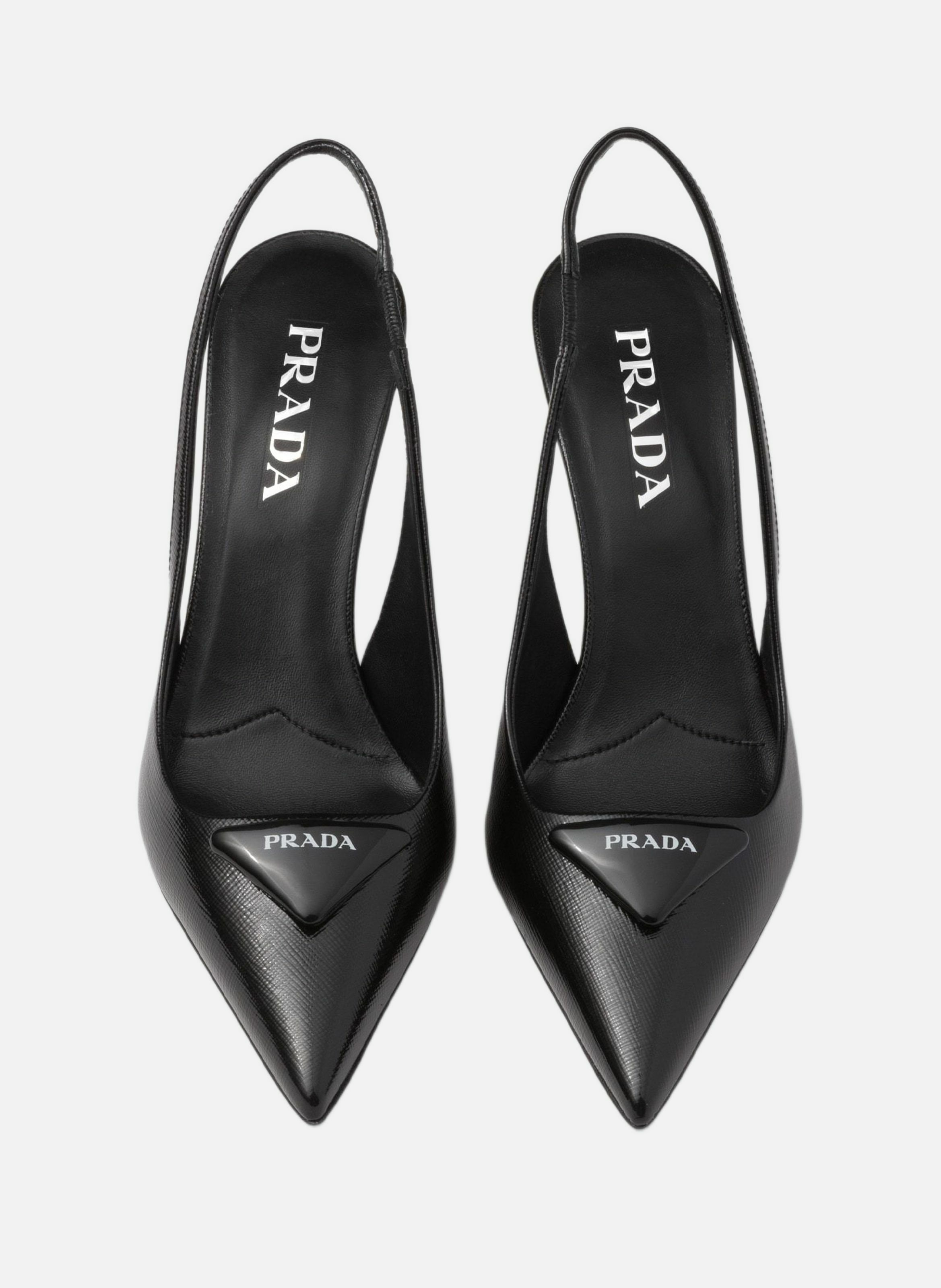 Escarpins à bride arrière en cuir saffiano verni PRADA Noir