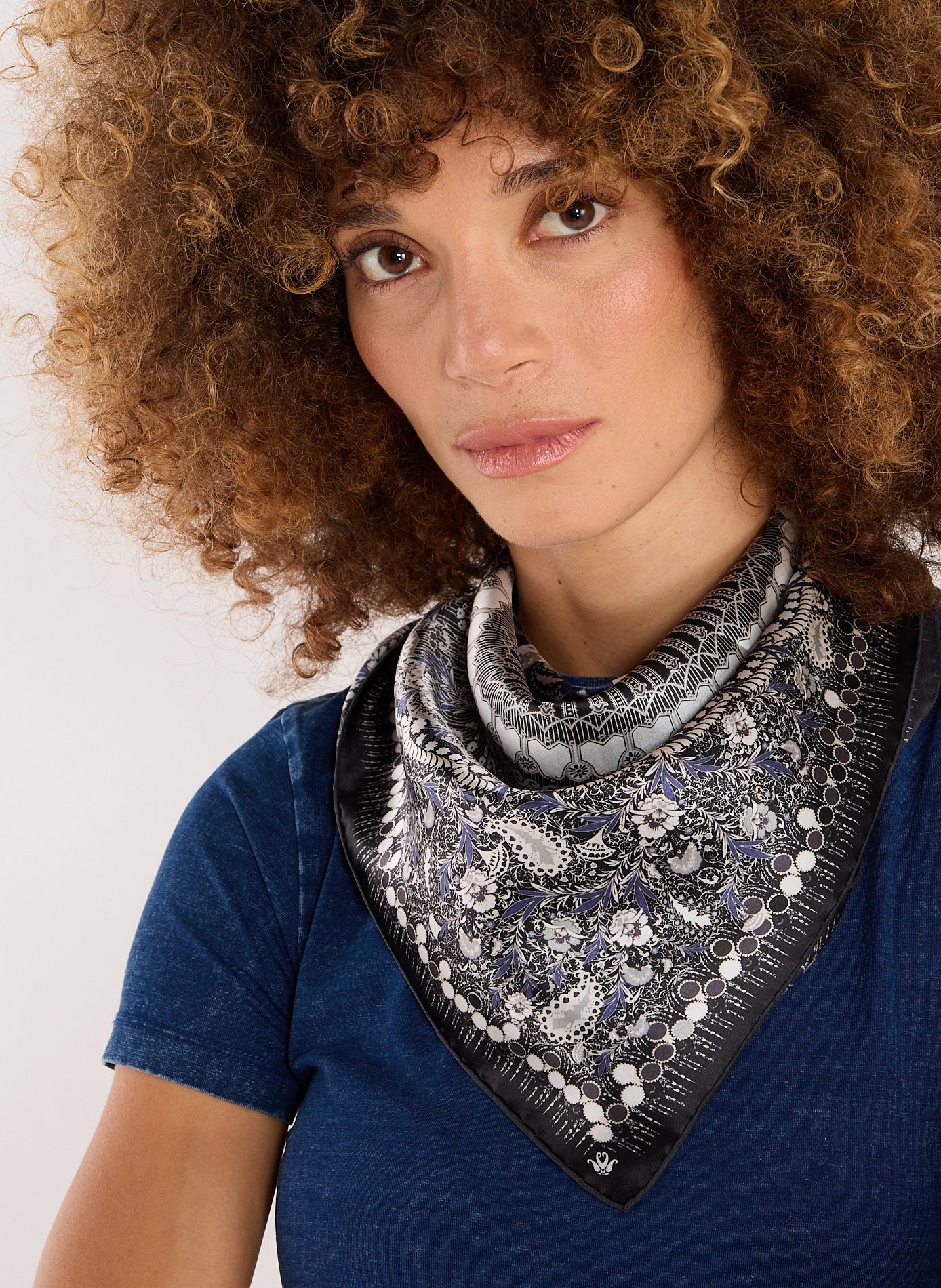 Foulard Bohème en soie PETRUSSE Noir