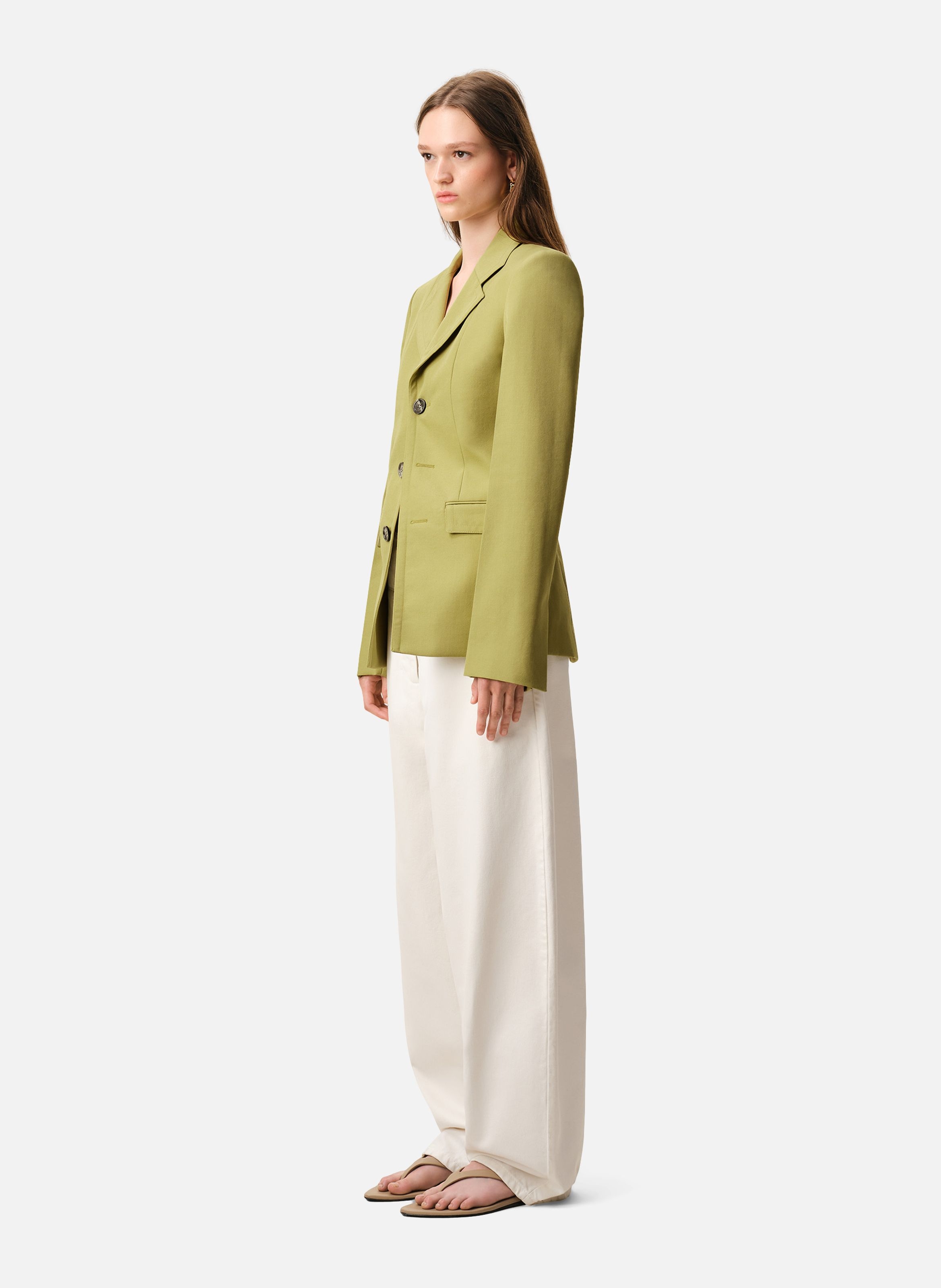 Veste cintrée simple boutonnage en laine vierge AMI PARIS Vert
