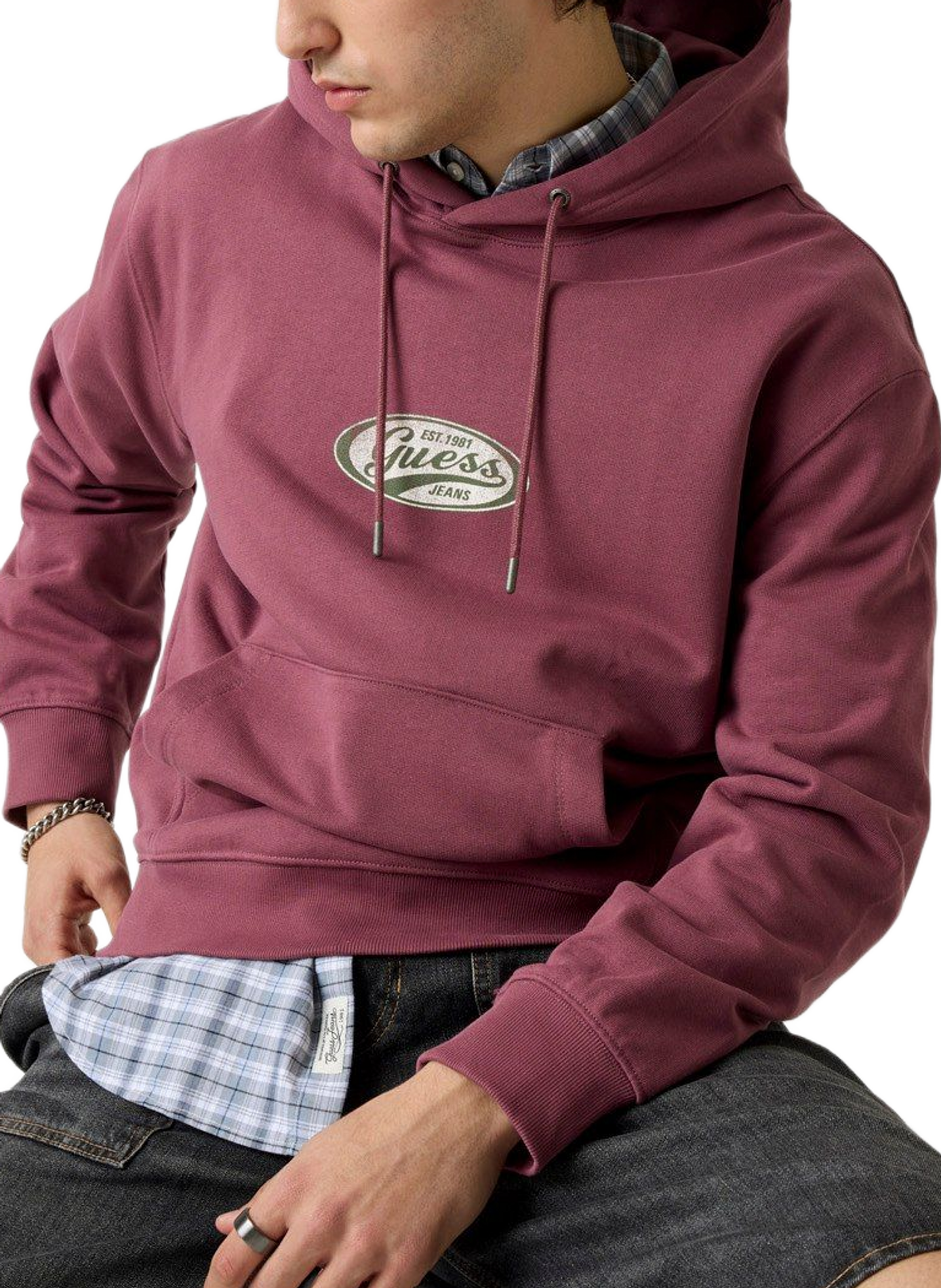Straight hooded sweatshirt with cotton logo. GUESS Red