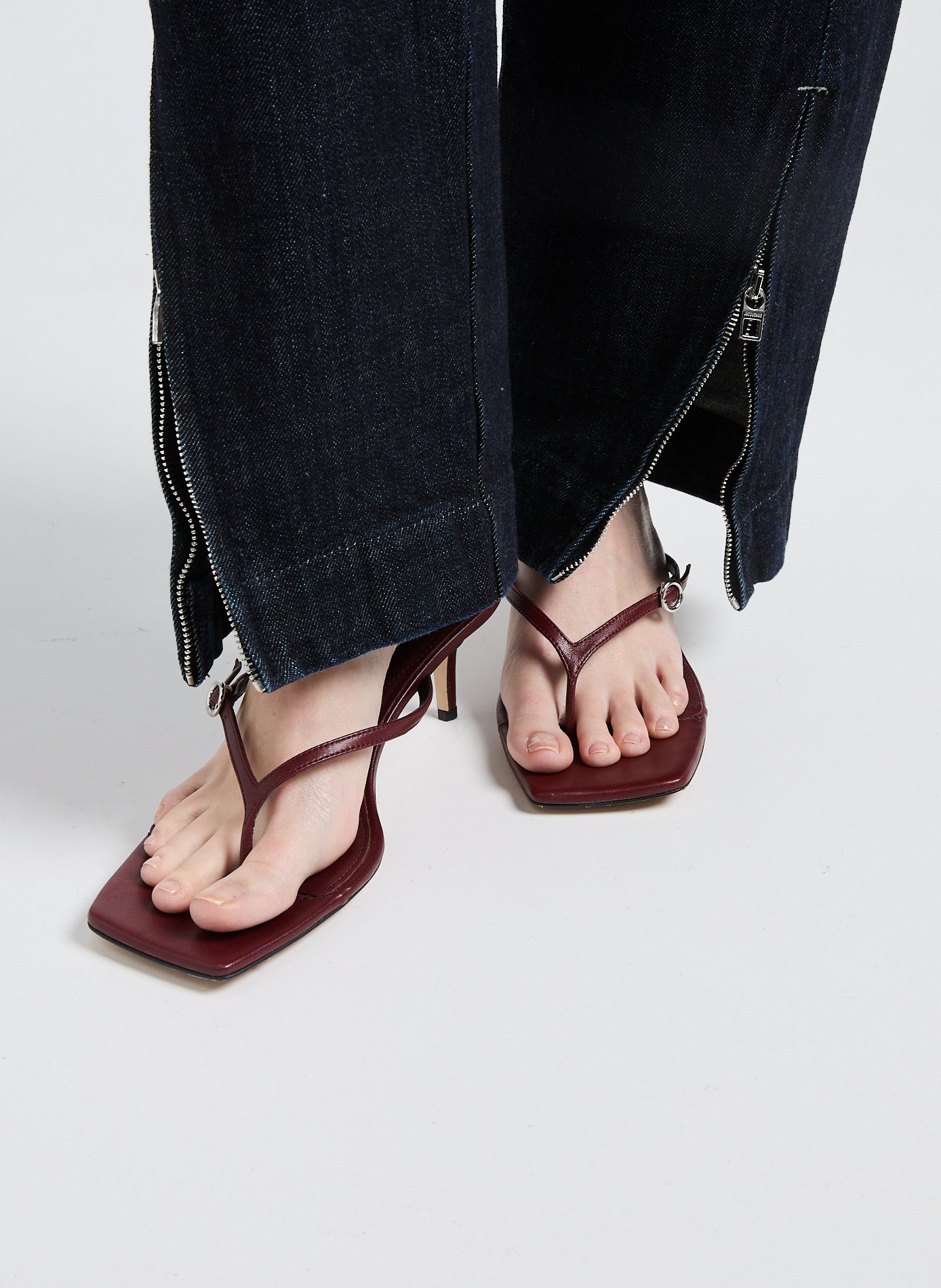 Leather heeled sandals AEYDE Red