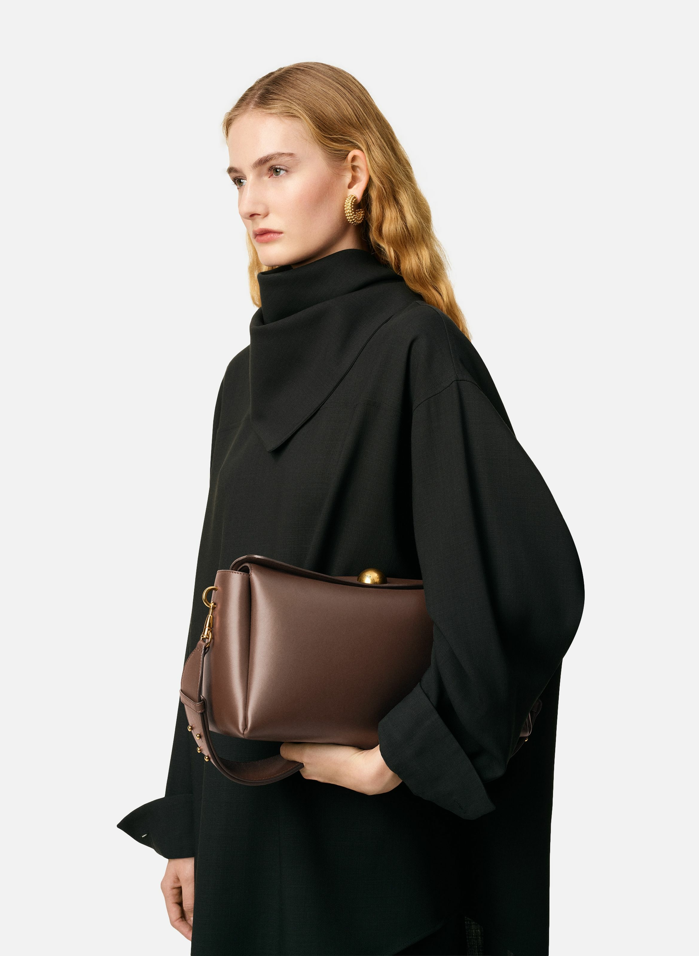 Sac Carrousel Moyen En Cuir Lisse unisexe AMI PARIS Marron