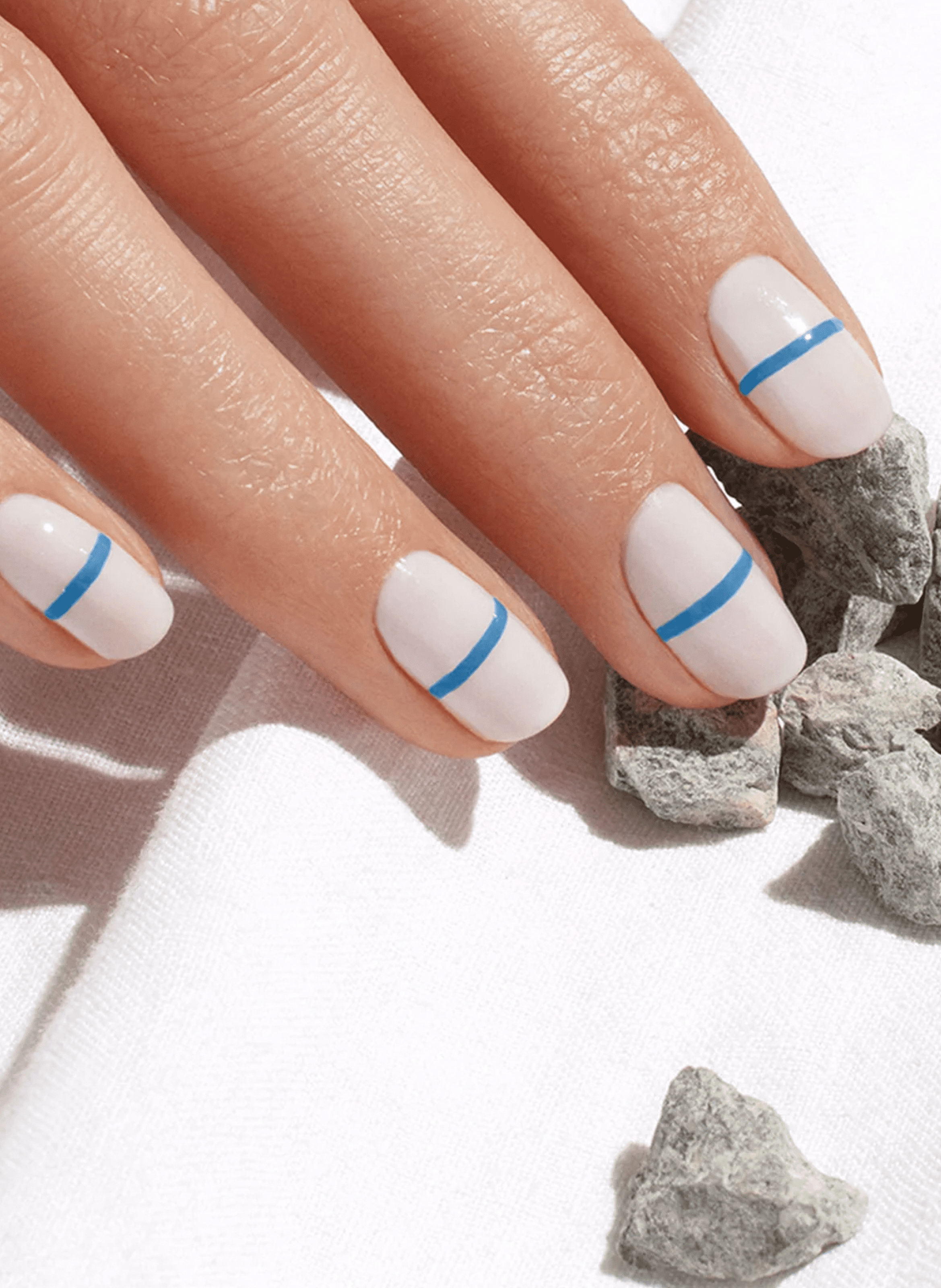 Green Flash Nail Polish MANUCURIST Saphir