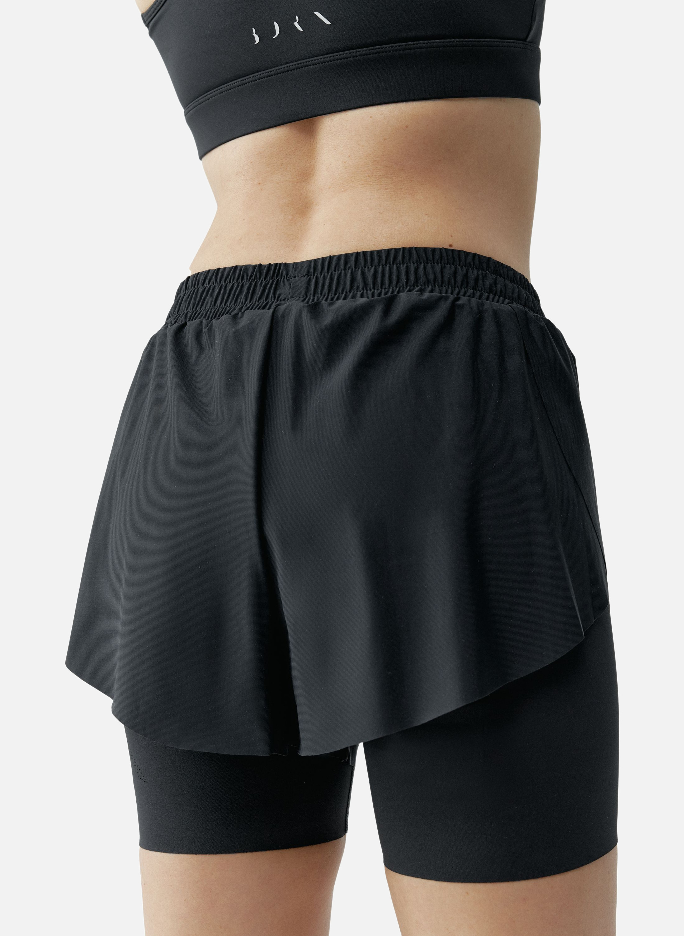 Short sport perfomance running bikila BORN LIVING YOGA Noir