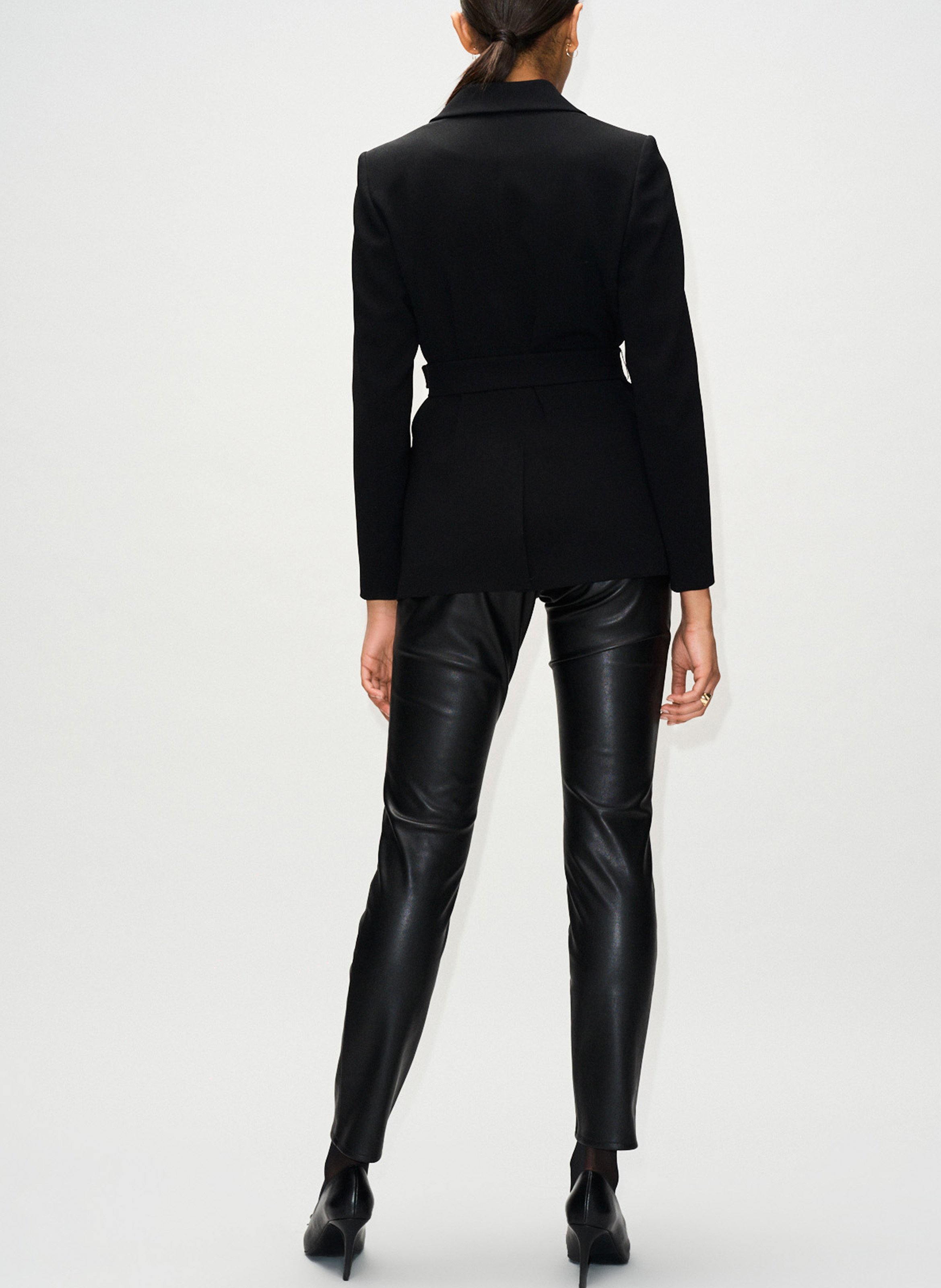 Veste col tailleur cintrée ceinturée CLAUDIE PIERLOT Noir