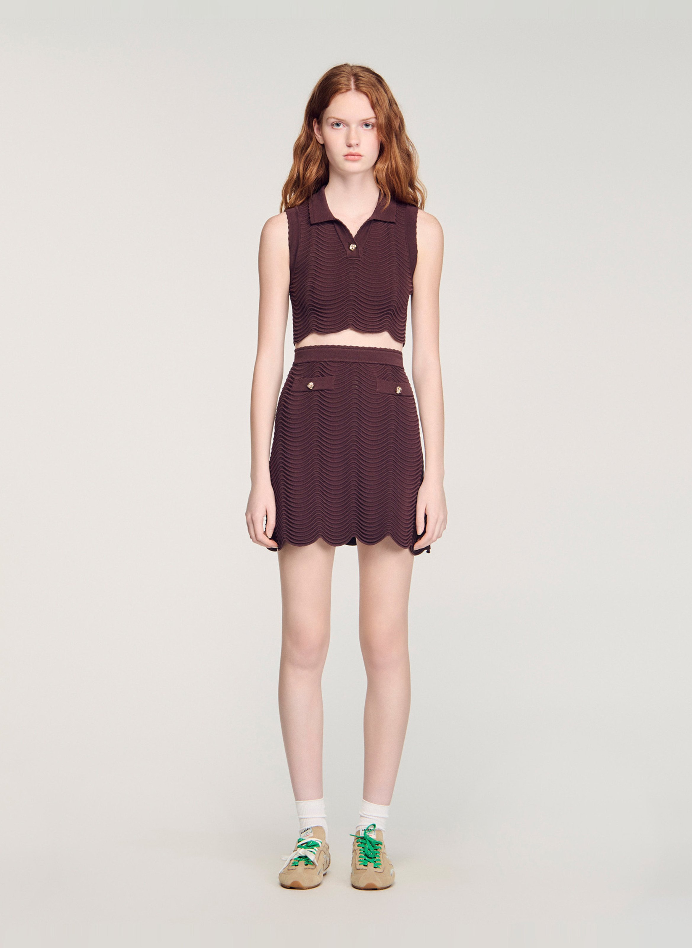 Top court moulant en maille SANDRO Marron