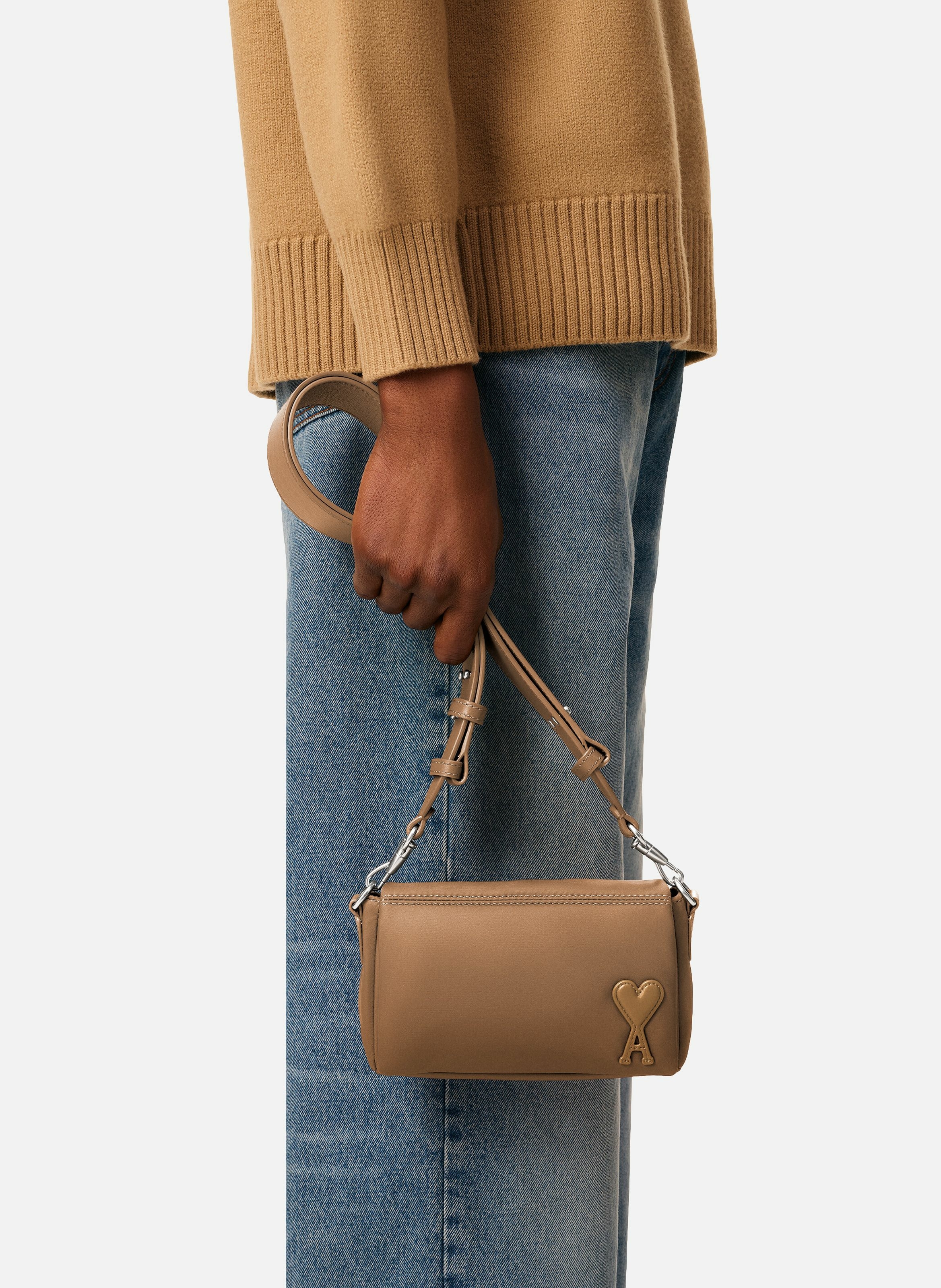 Sac lunch box marcel en nylon ouatiné unisexe AMI PARIS Gris