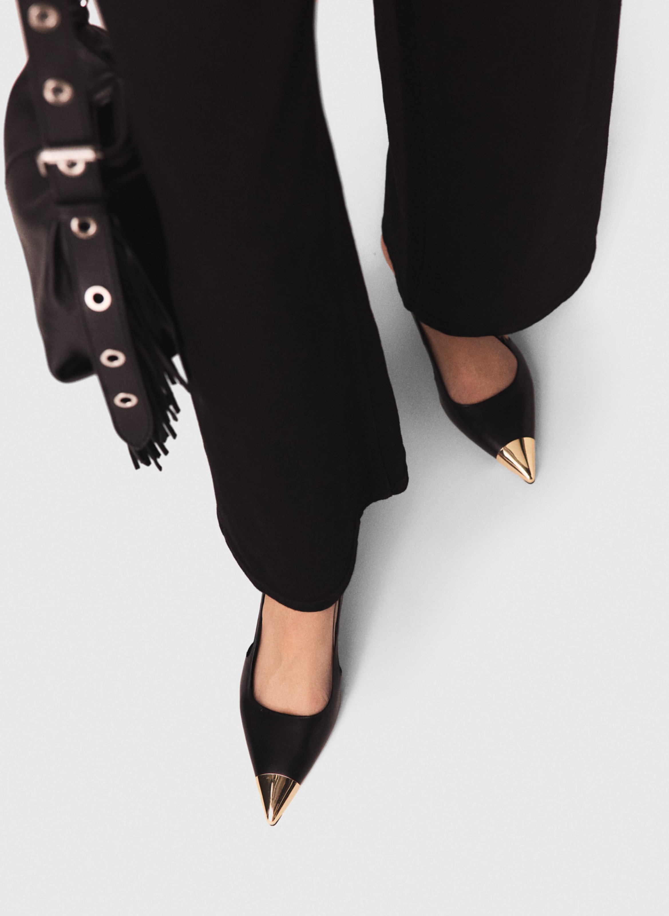 Escarpins slingback en cuir MAJE Noir