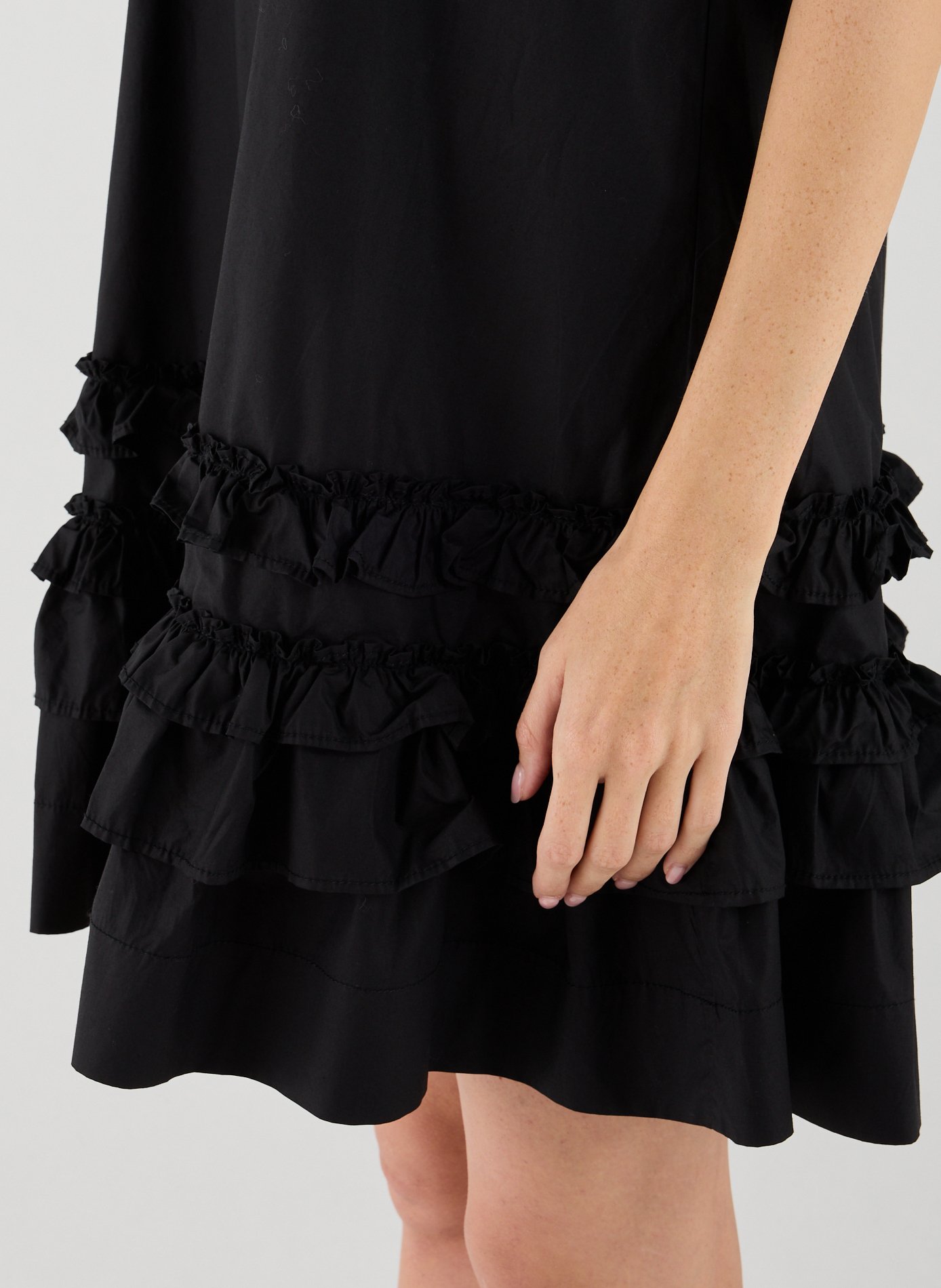 Cotton V-neck dress Black