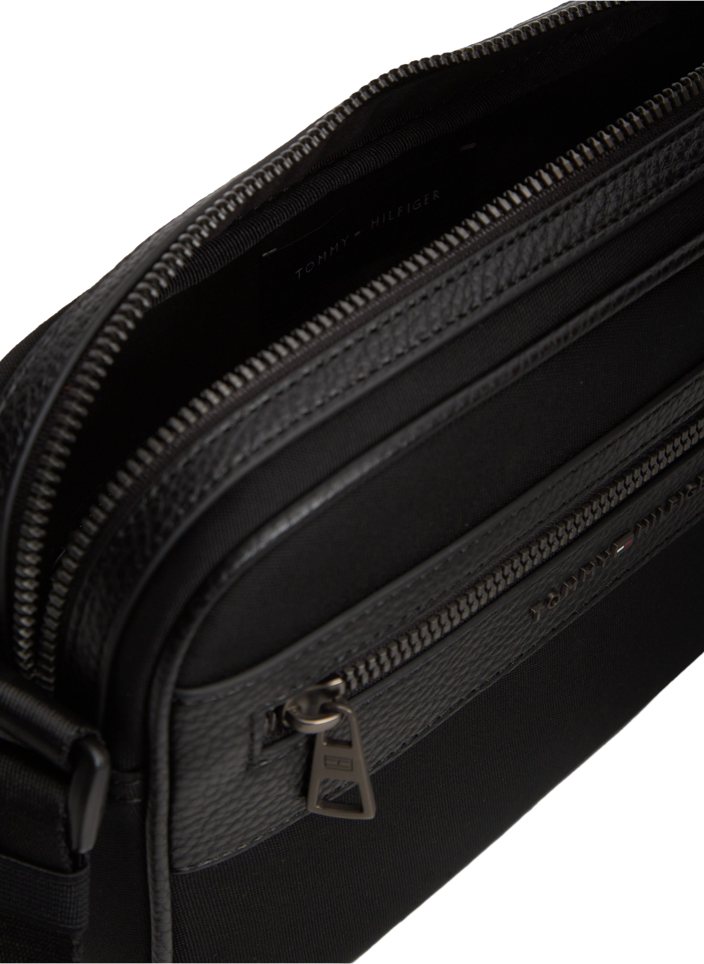 Sac bandoulière à empiècement grainé  TOMMY HILFIGER Noir