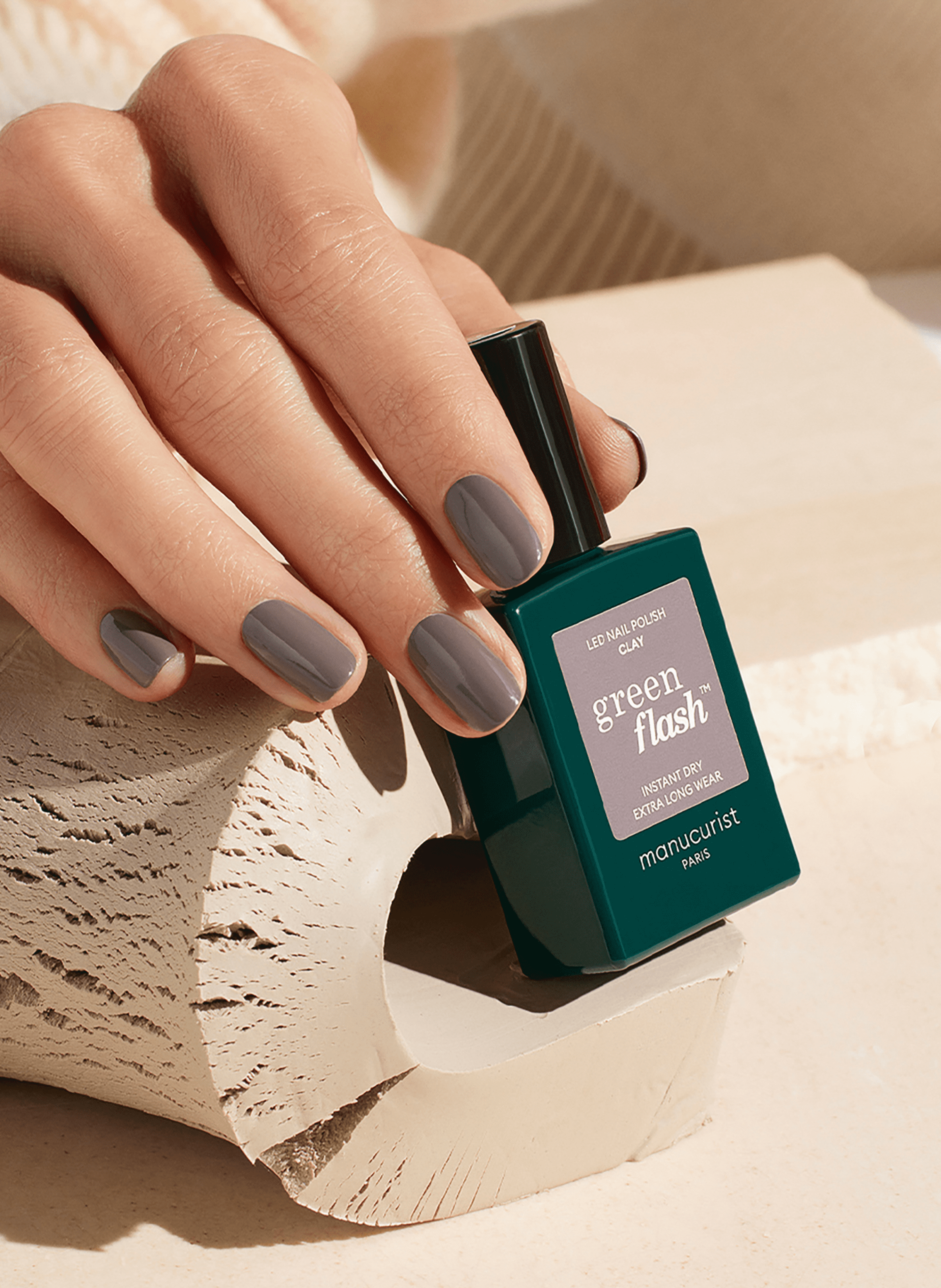 Green Flash Nail Polish MANUCURIST Clay