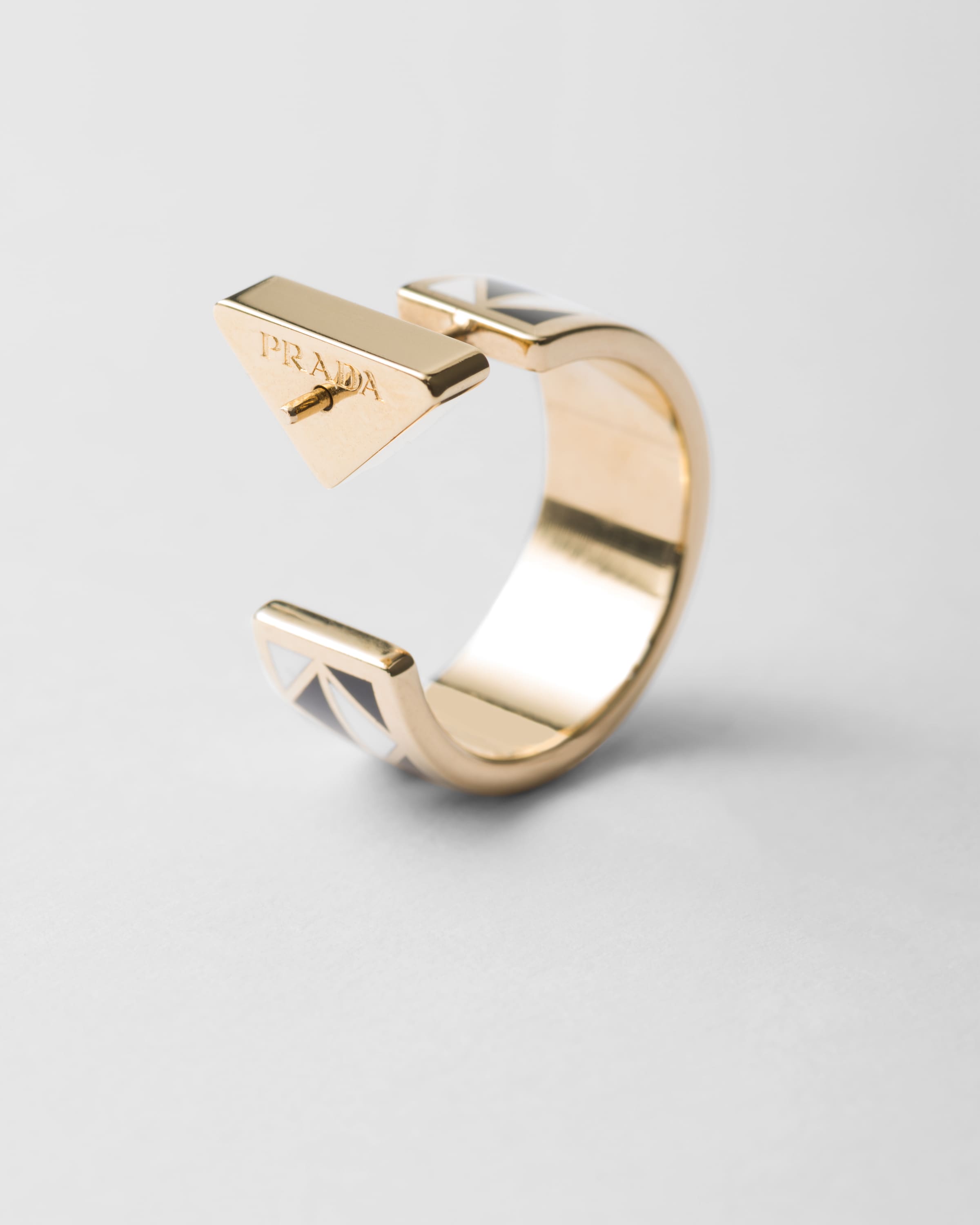 Boucles d’oreilles en métal émaillé PRADA Noir