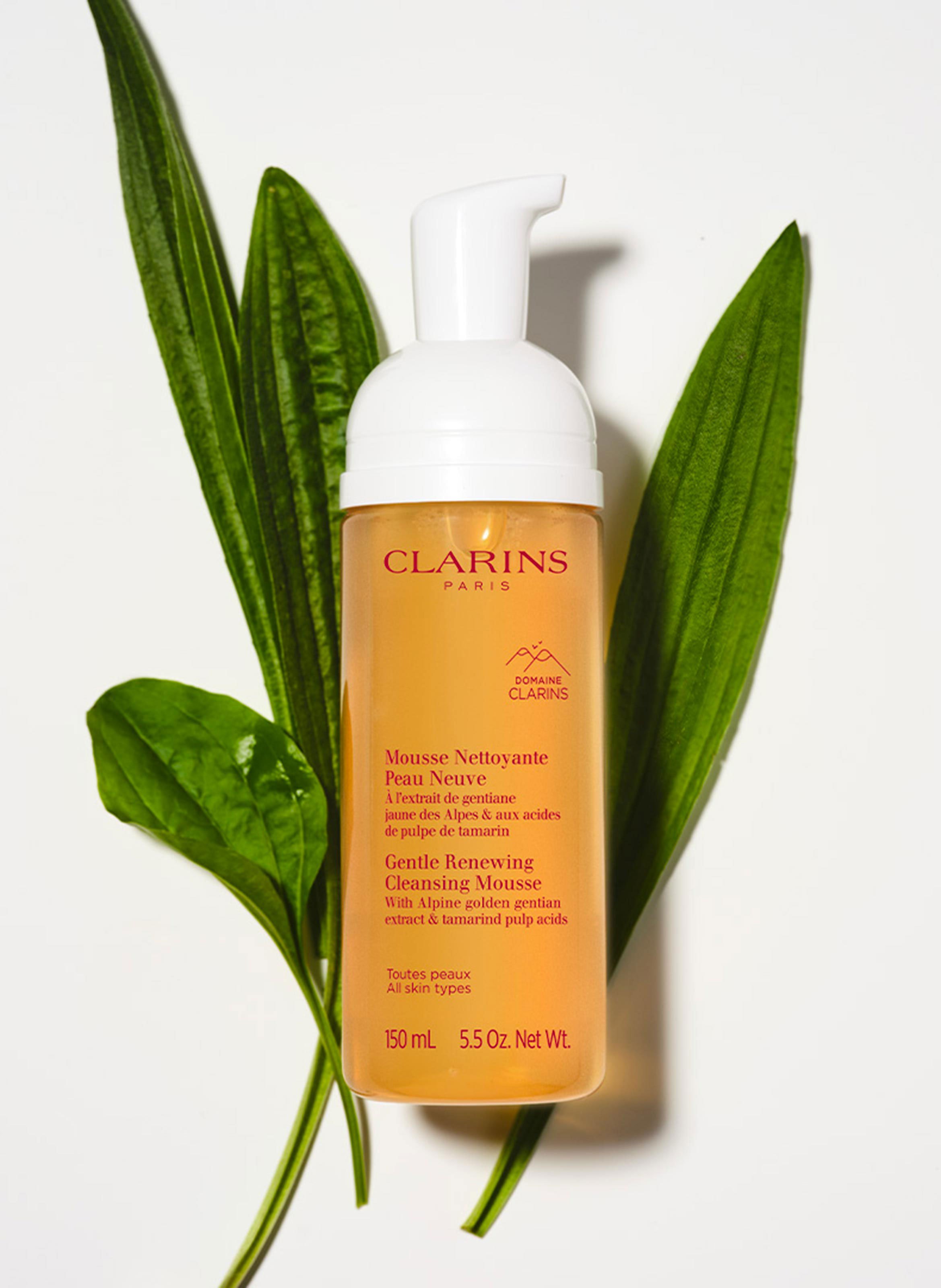 Mousse Nettoyante Peau Neuve Toutes Peaux CLARINS No color