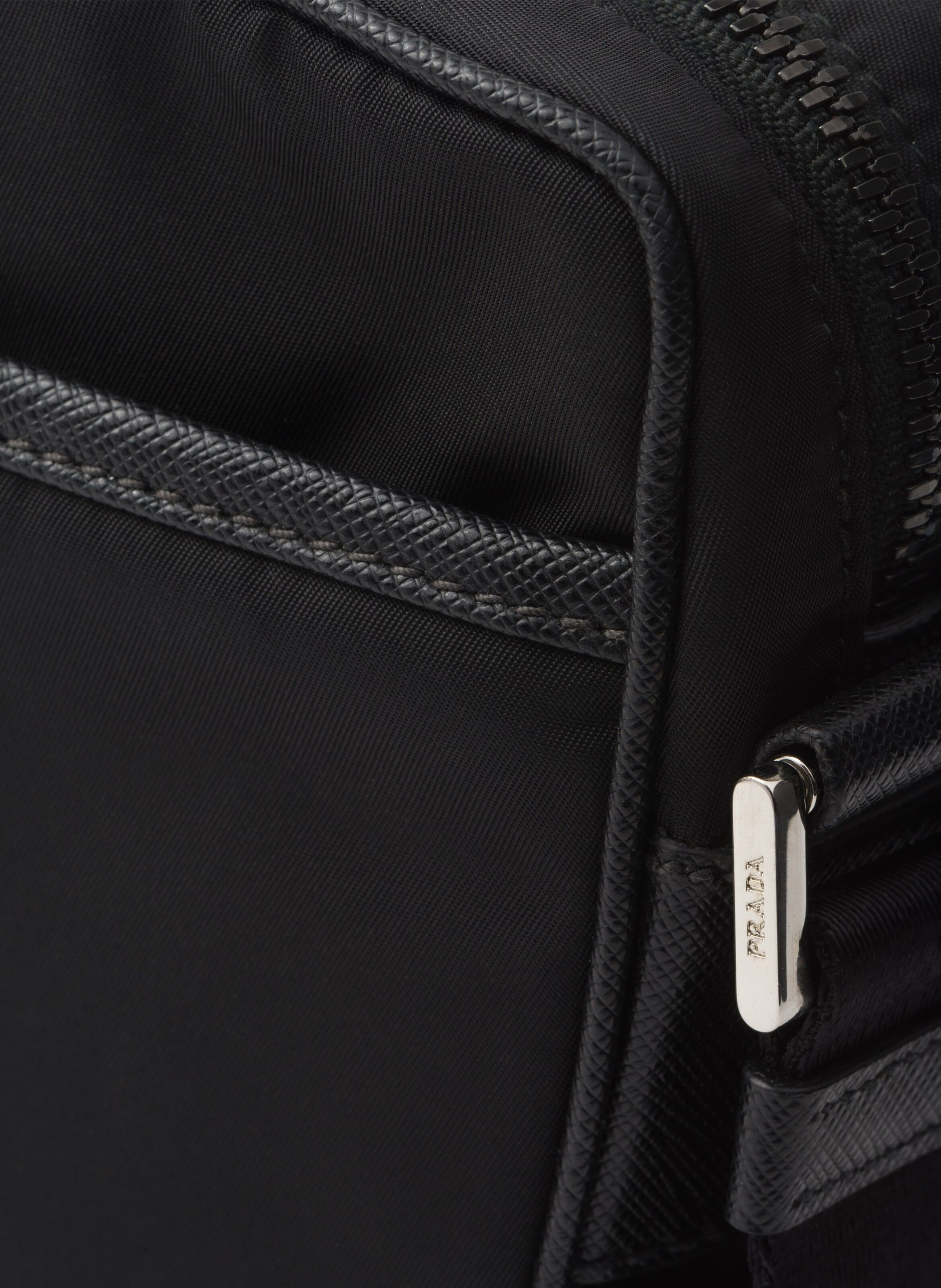 Sac porté épaule en re-nylon et saffiano PRADA Noir