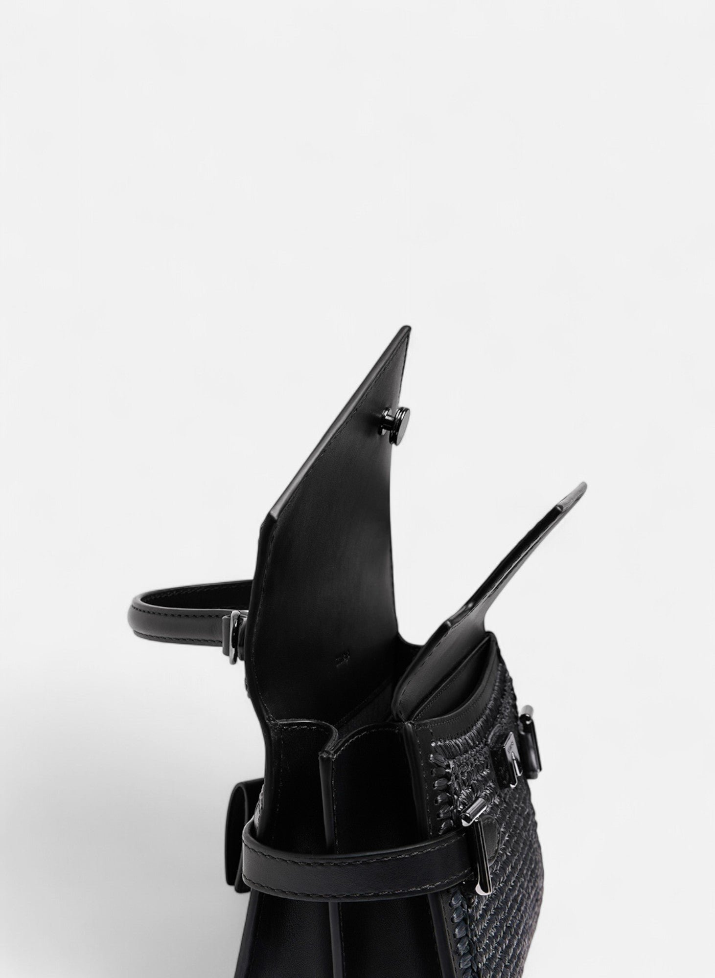 Petit sac à main double rabat emilie effet raphia et cuir lisse LE TANNEUR Noir