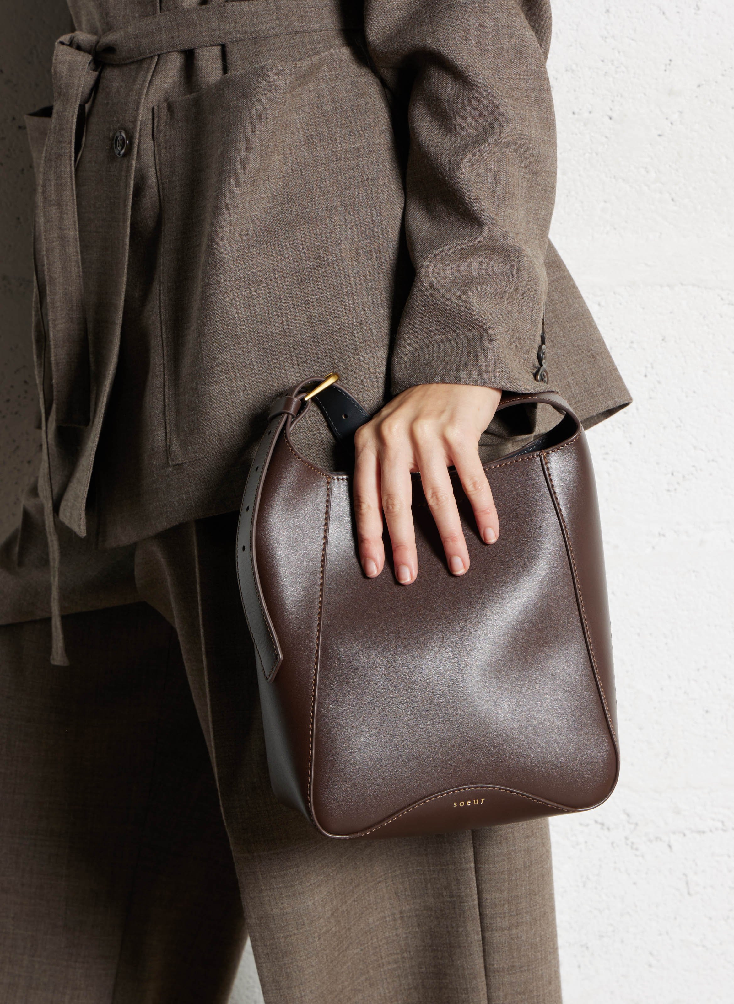 Sac bandoulière en cuir uma mini SOEUR Marron