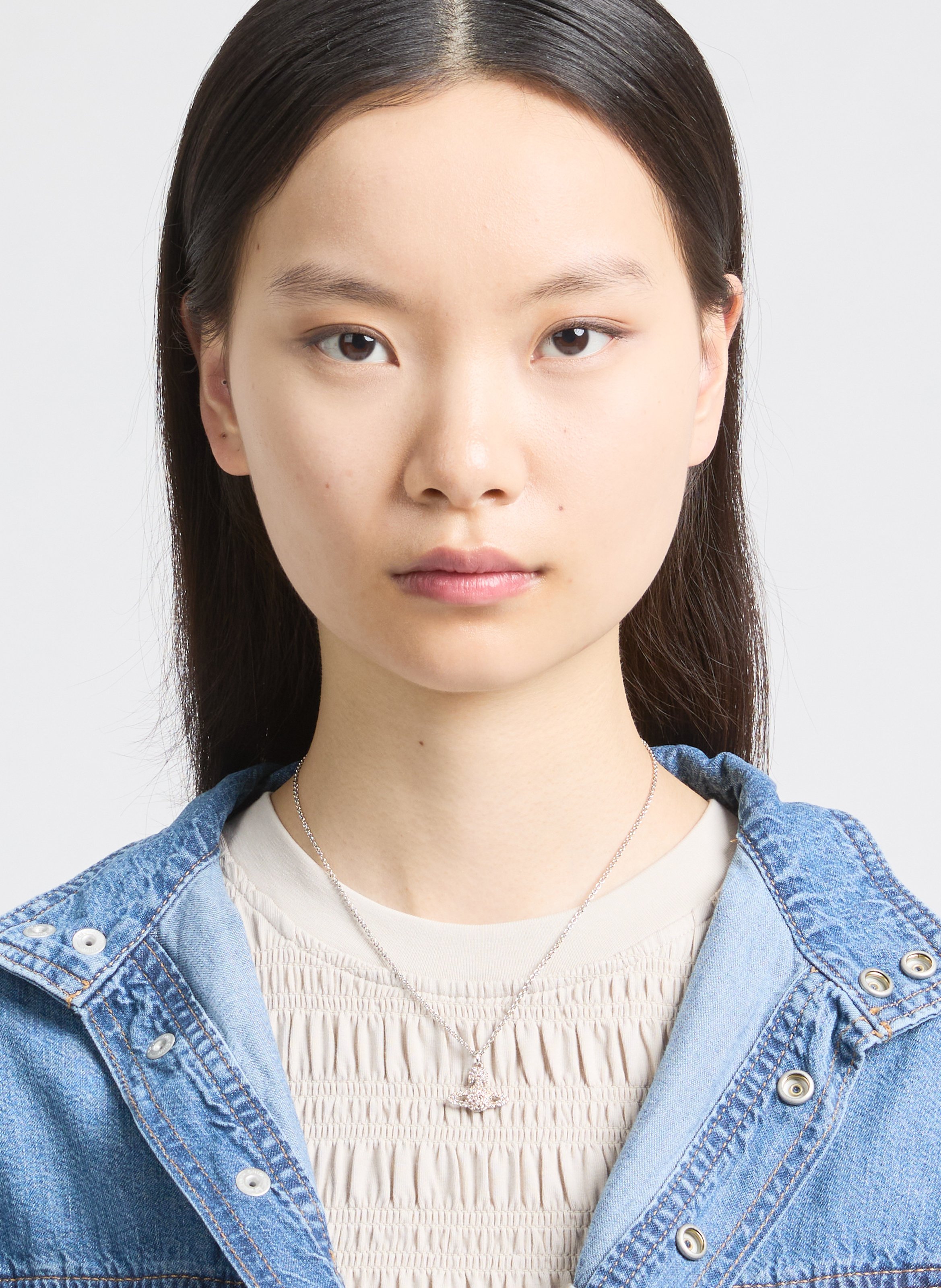 Collier Grace Bas relief  VIVIENNE WESTWOOD Argent