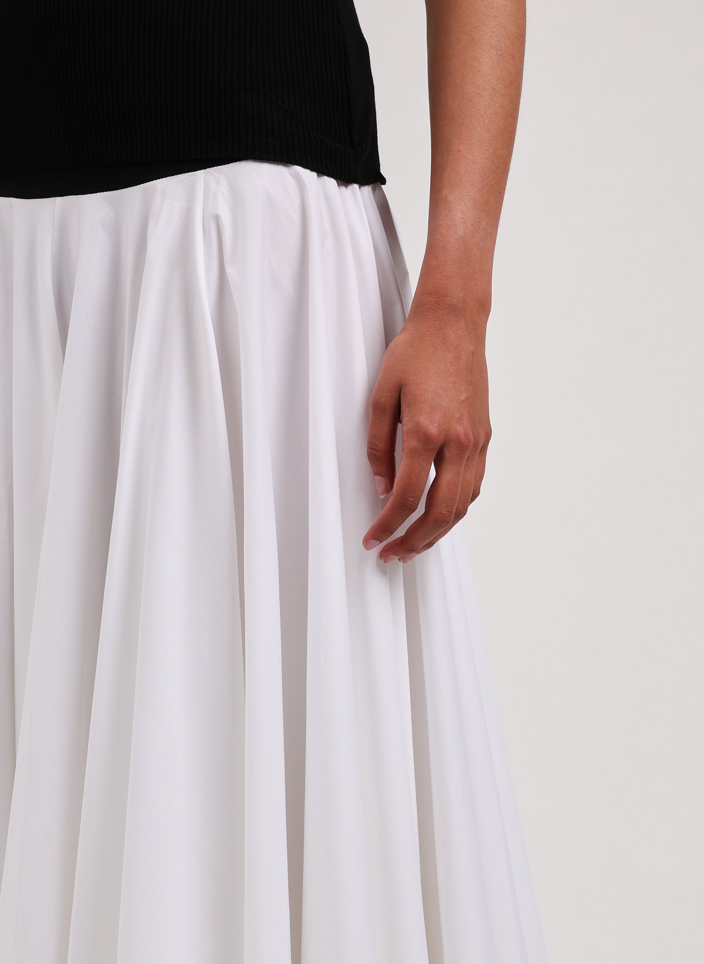 Robe bi-matière à jupe drapée A.W.A.K.E. MODE Multicolore