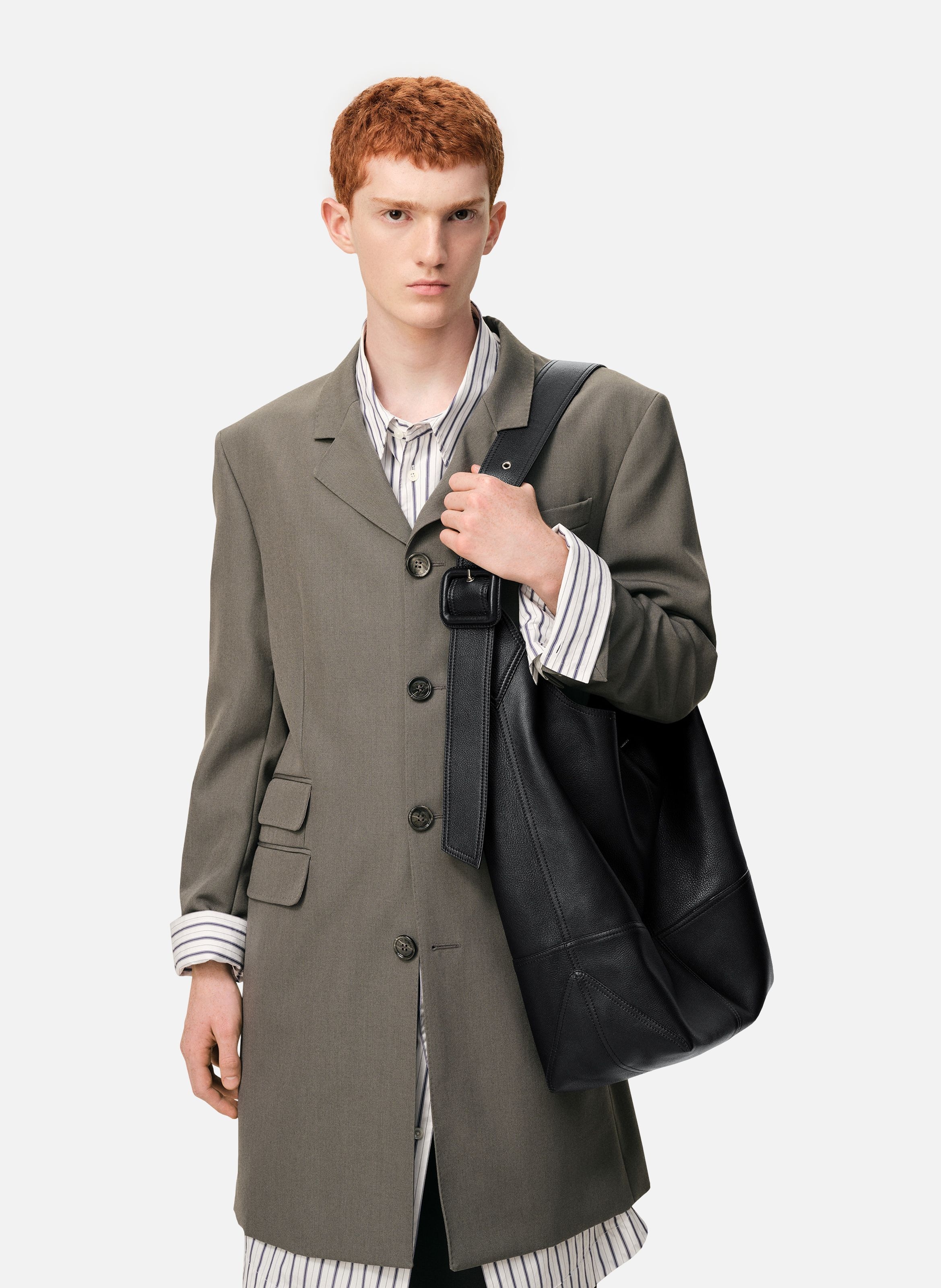 Sac porté croisé etienne unisexe en cuir de taurillon AMI PARIS Noir