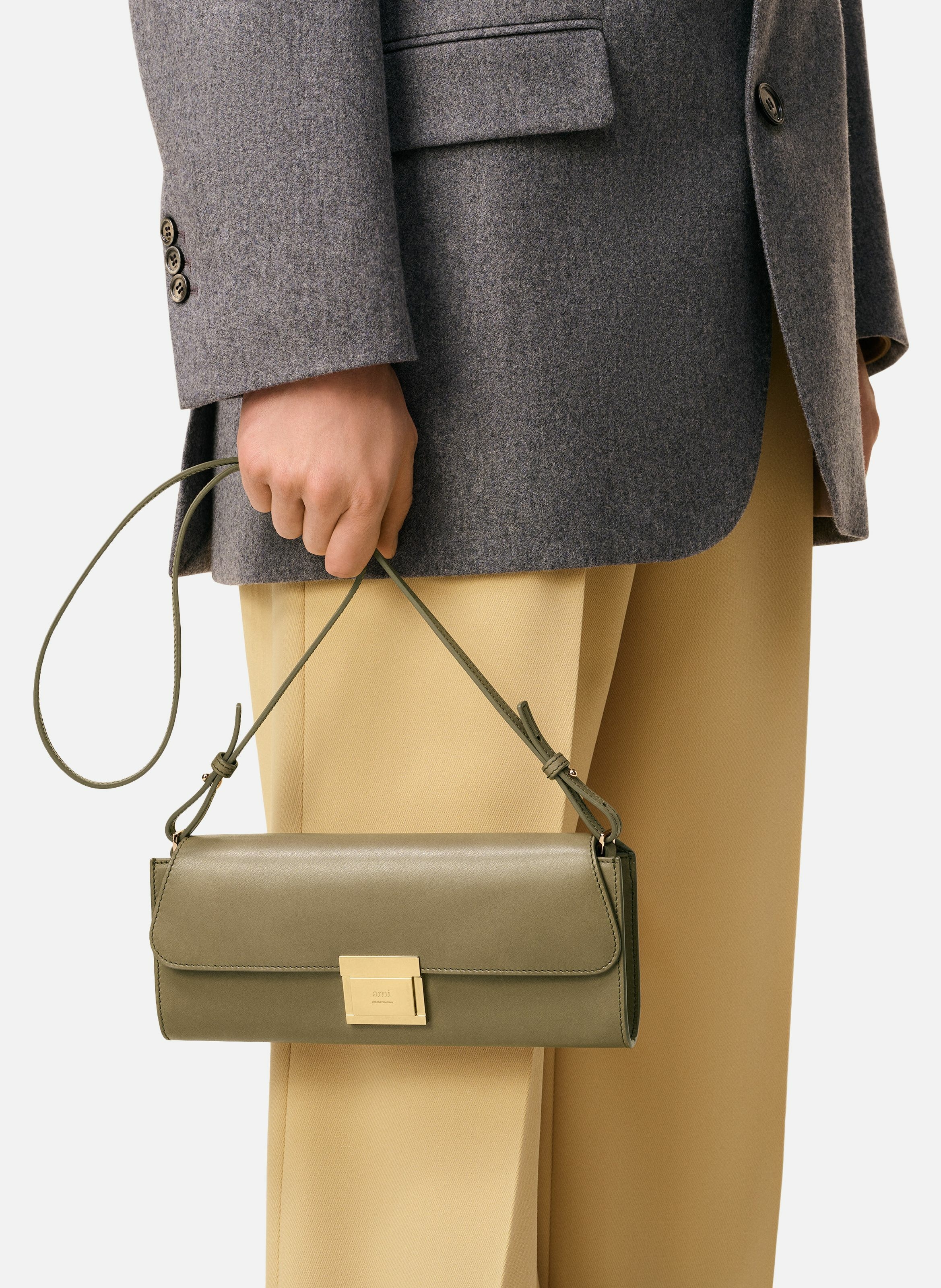 Pochette mimi en cuir lisse unisexe AMI PARIS Marron