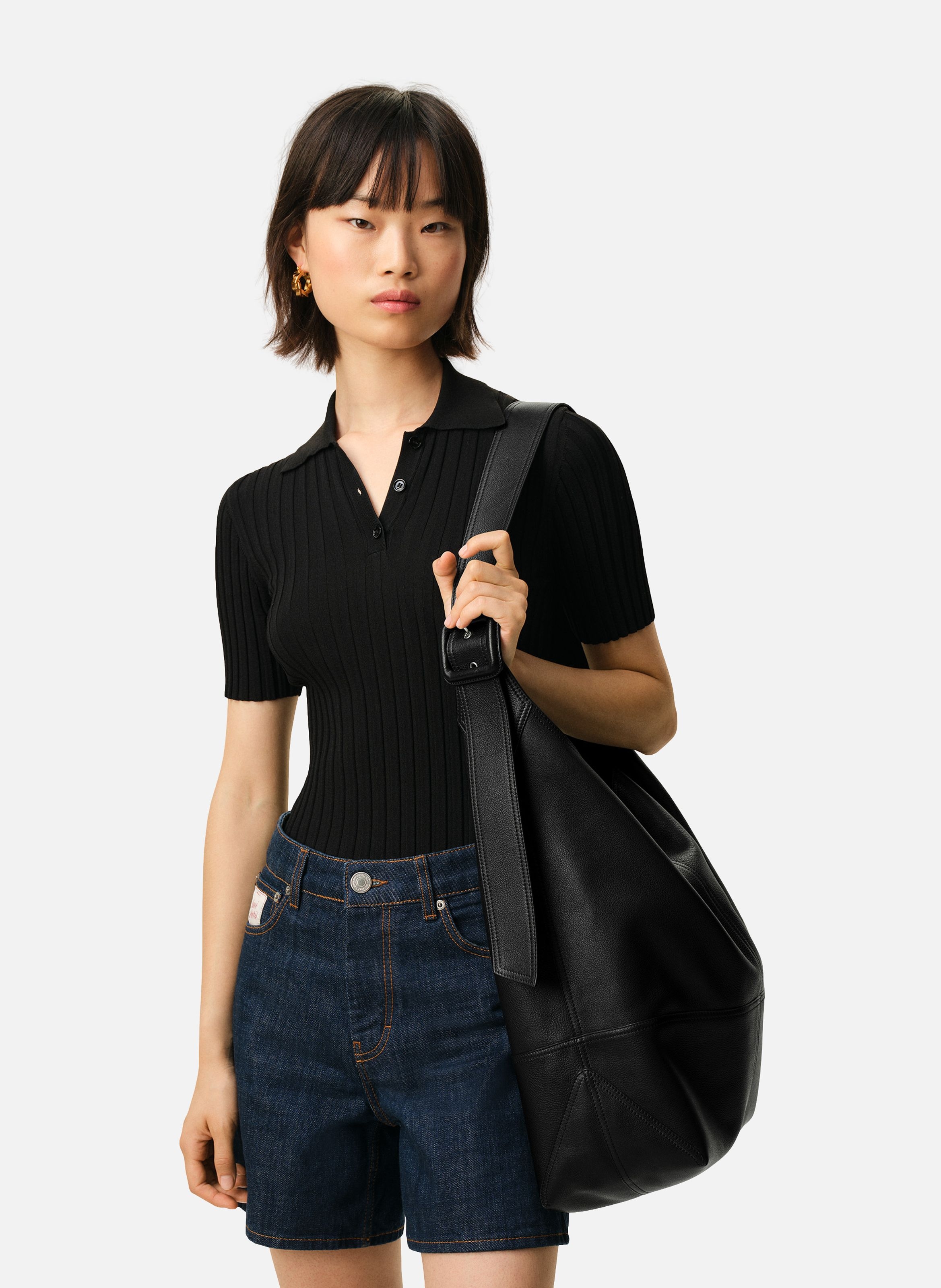 Sac porté croisé etienne unisexe en cuir de taurillon AMI PARIS Noir