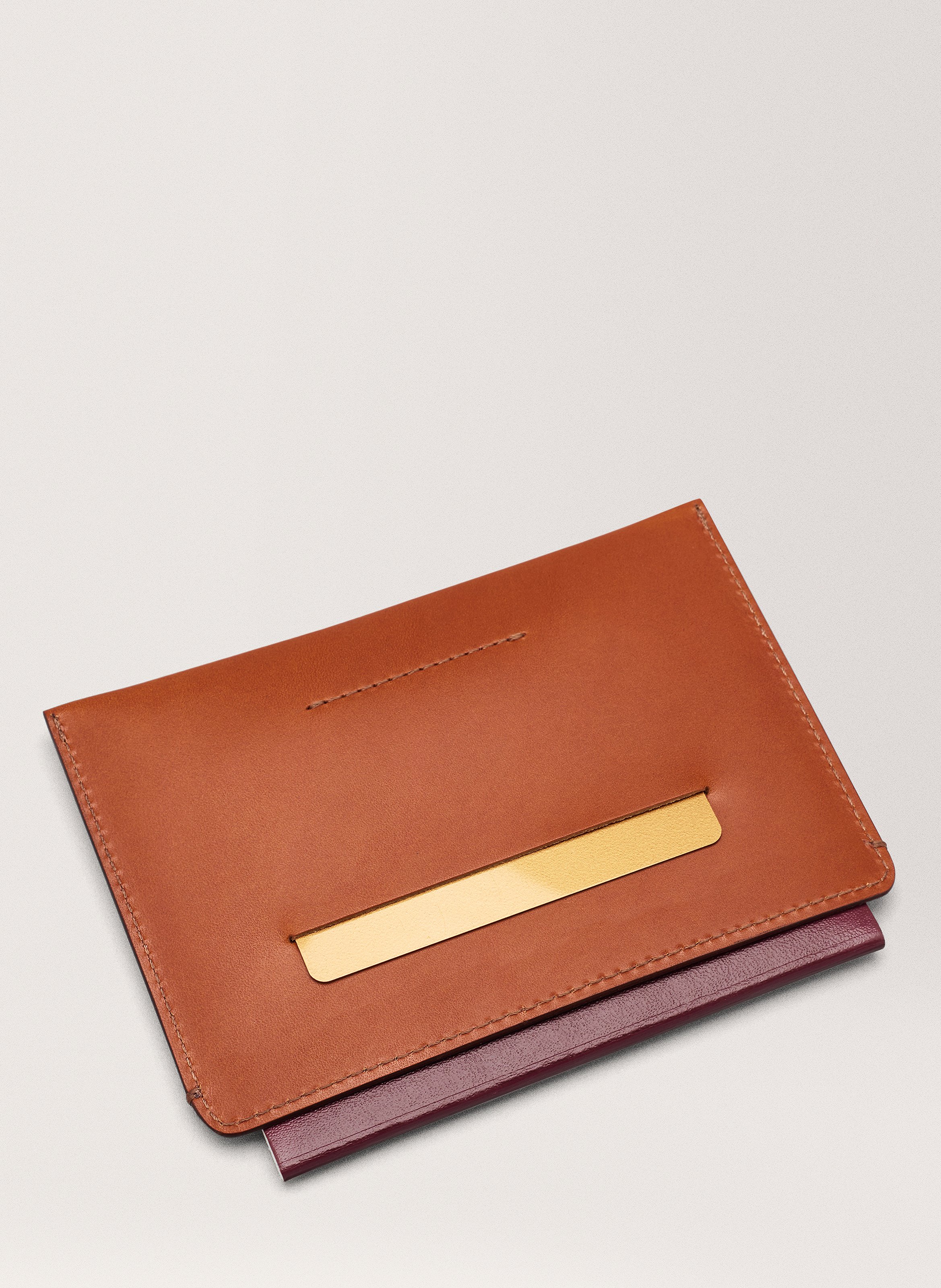 Étui passeport 'easton' en cuir vachetta CARL FRIEDRIK Marron