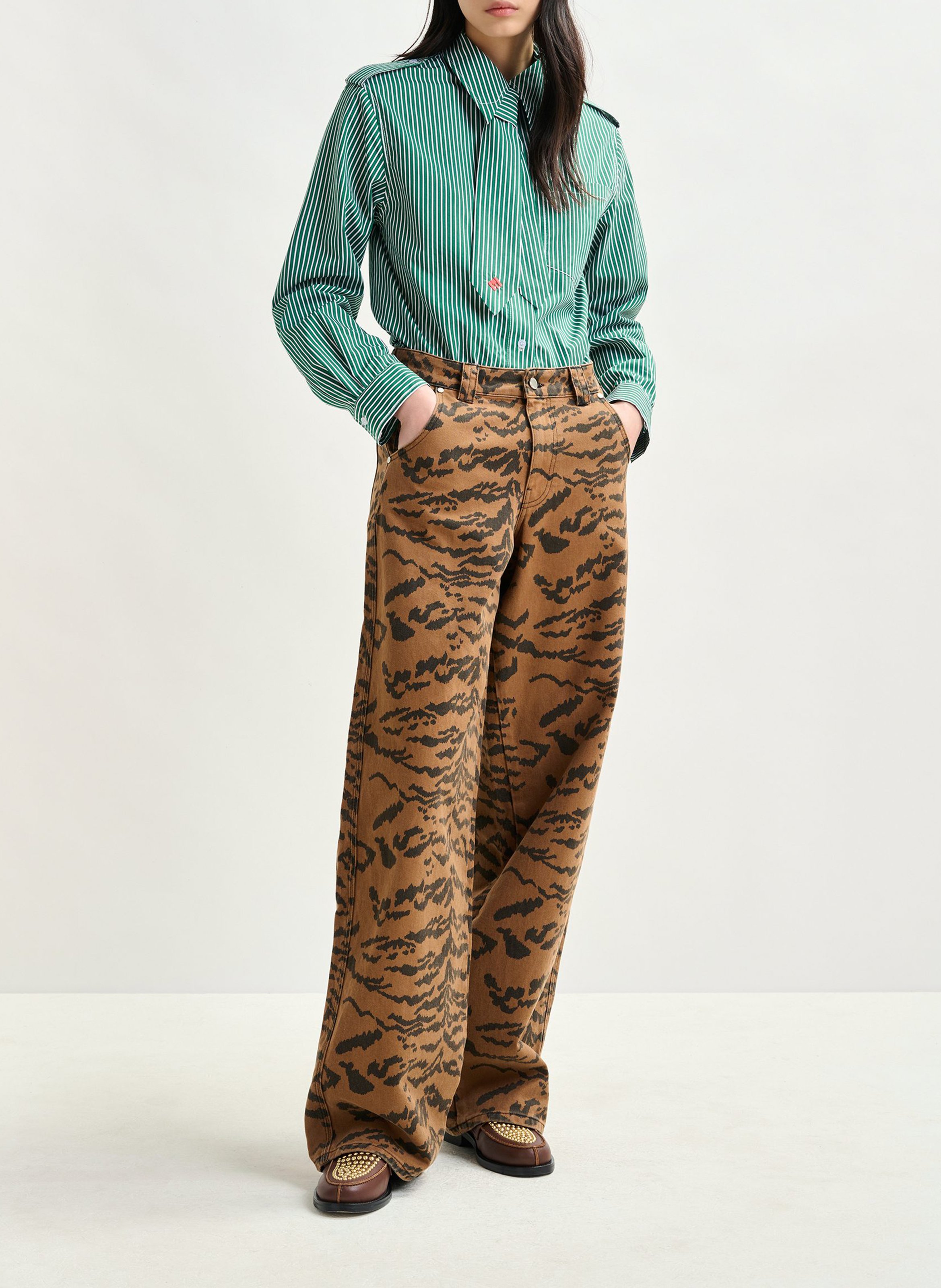 Chemise col classique en coton mélangé Igold ESSENTIEL ANTWERP Vert