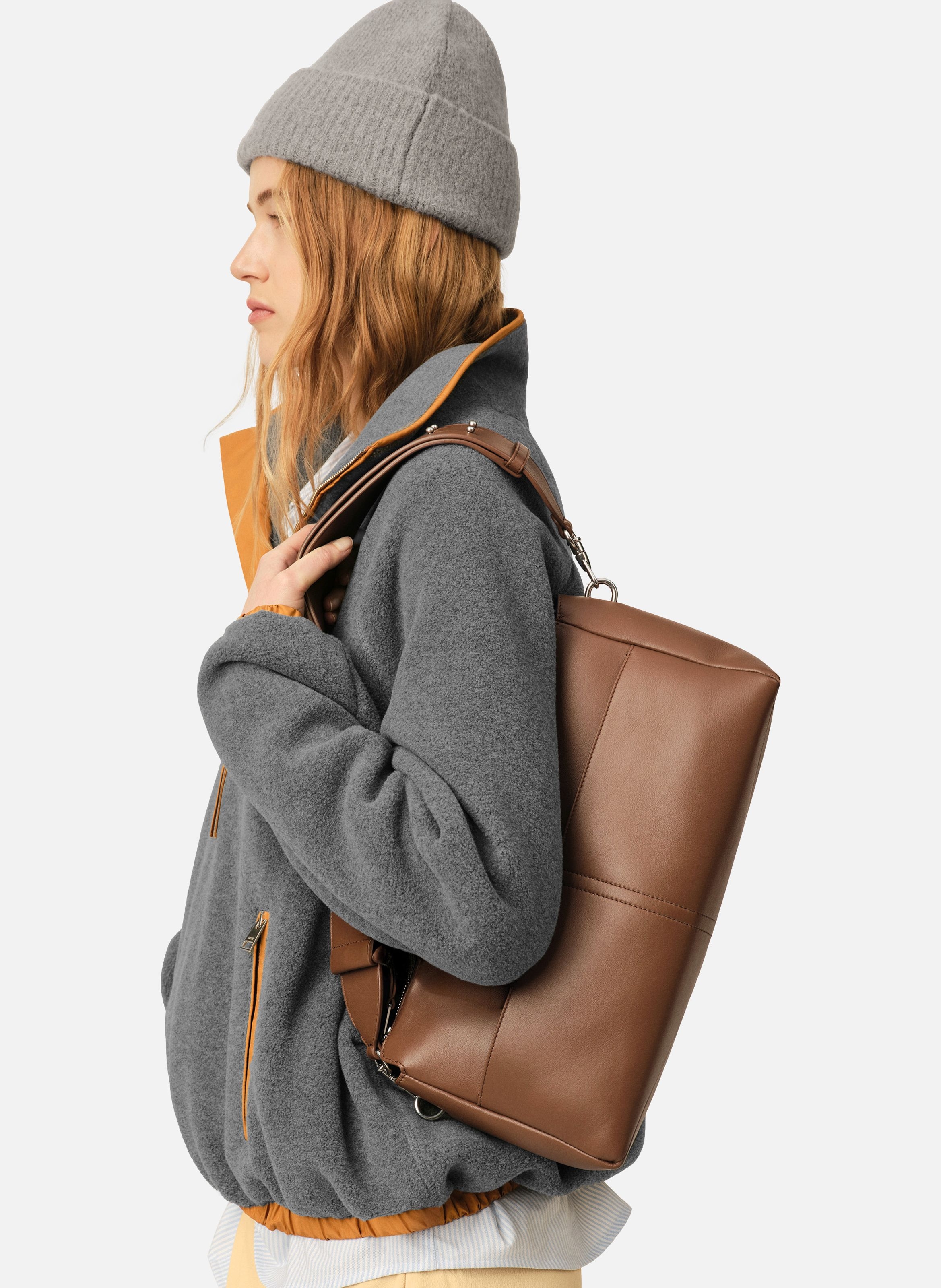 Sac zippé carrousel unisexe en cuir de veau AMI PARIS Marron
