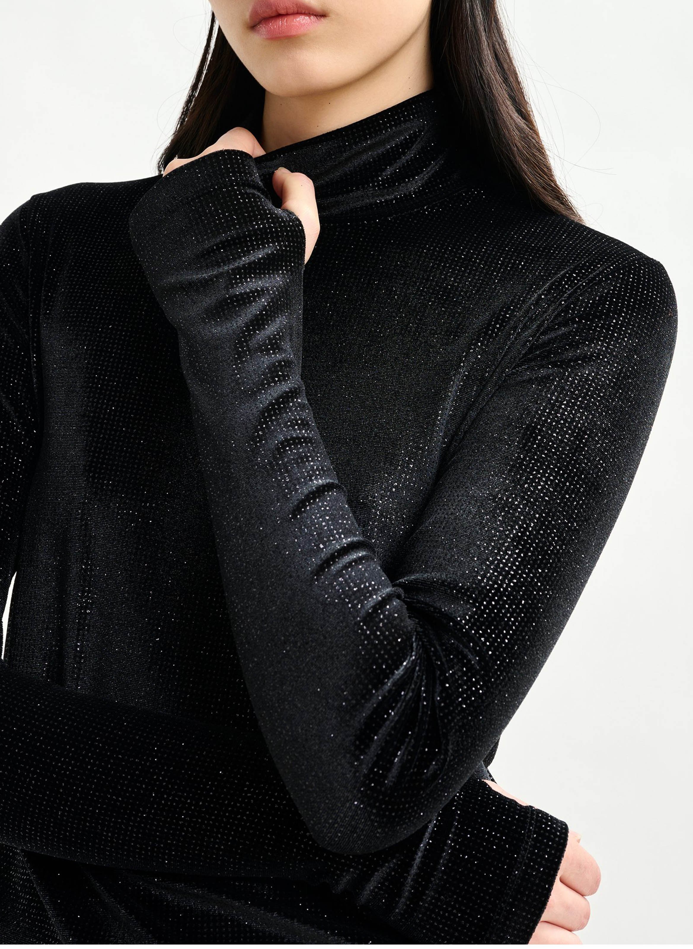 Top col roulé en velours indienne ESSENTIEL ANTWERP Noir