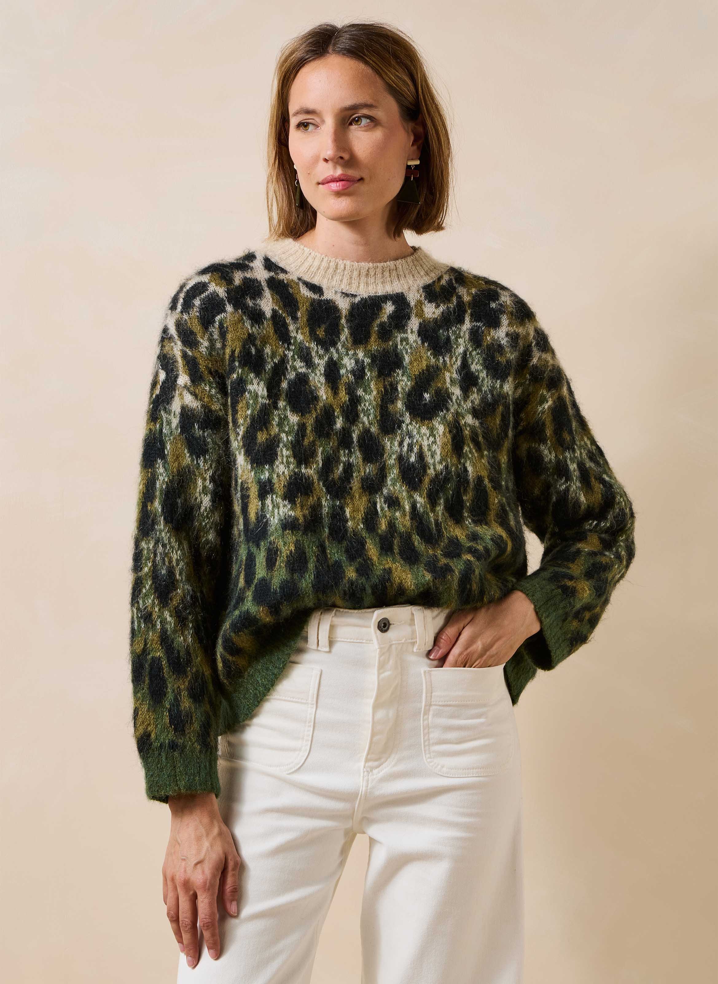 Ruime trui met ronde hals en luipaardprint LA FEE MARABOUTEE Groen