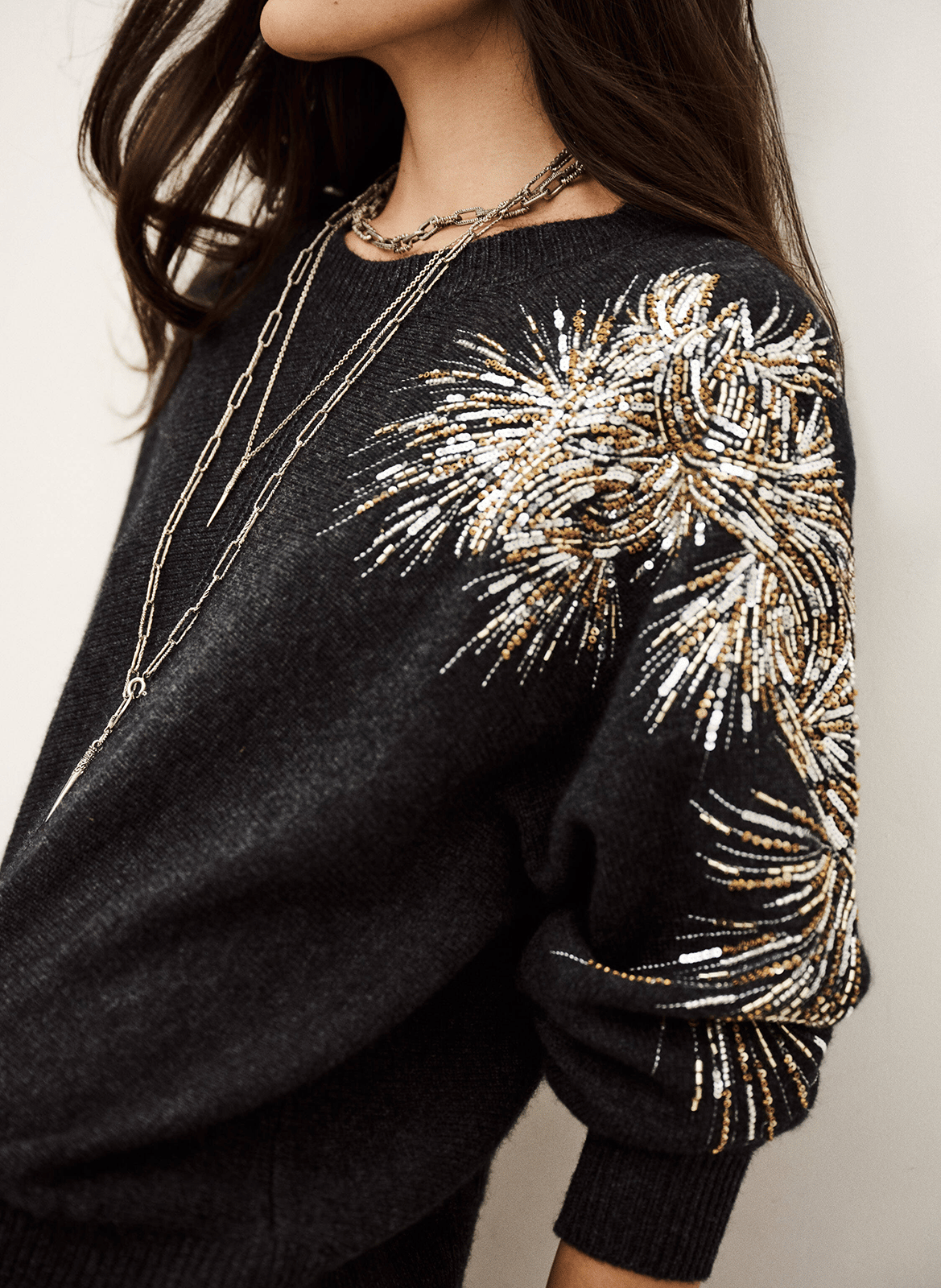 Pull droit à broderies sequins chorse BA&SH Noir