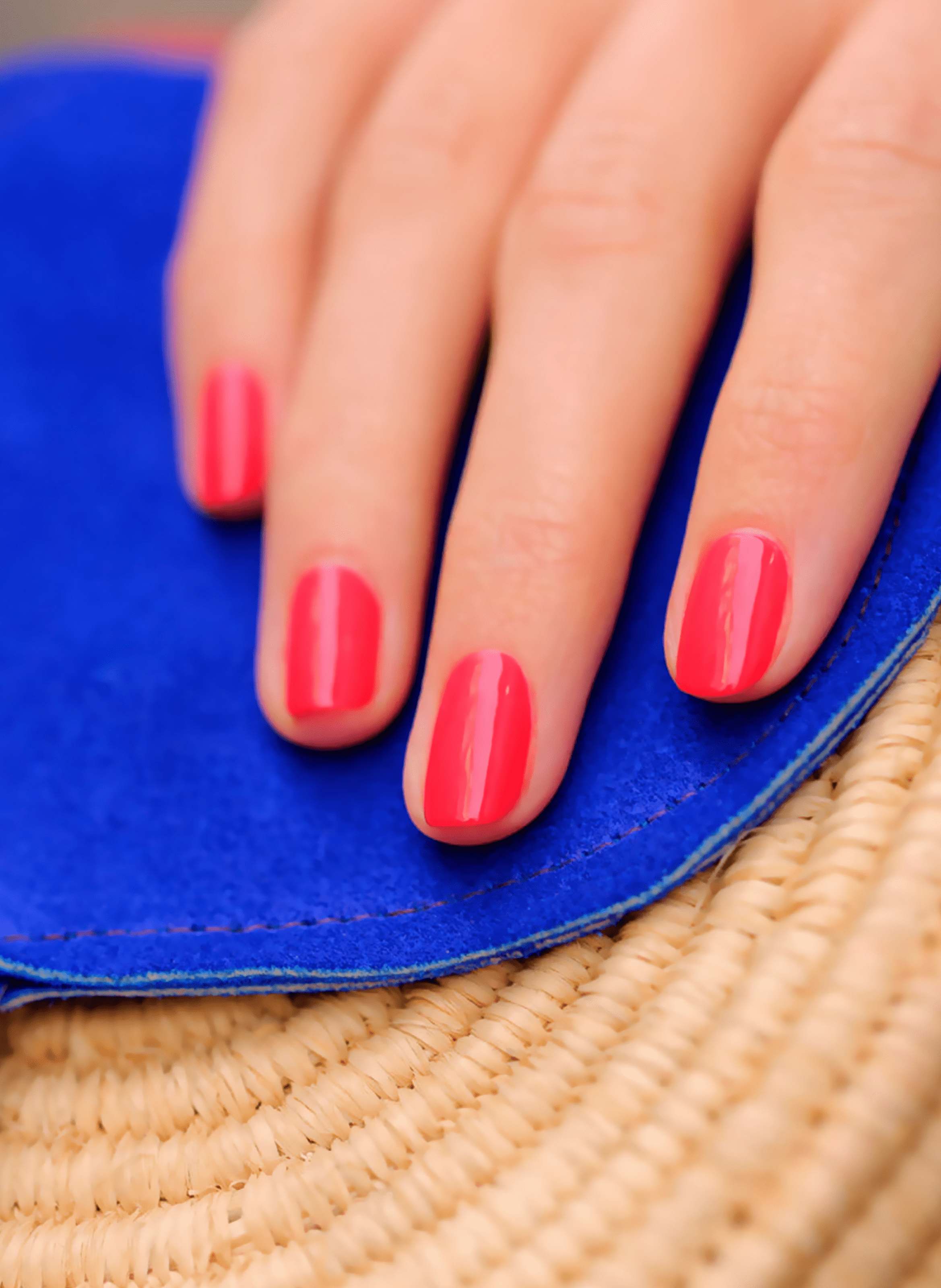 Green Flash Nail Polish MANUCURIST Bougainvillea