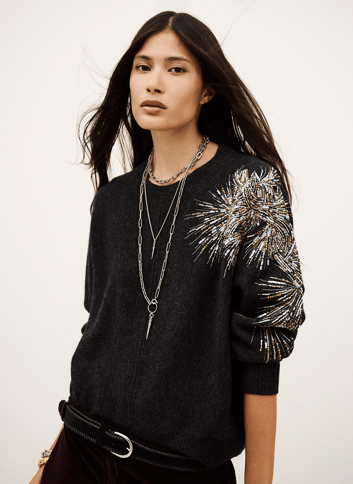 Pull droit à broderies sequins chorse BA&SH Noir