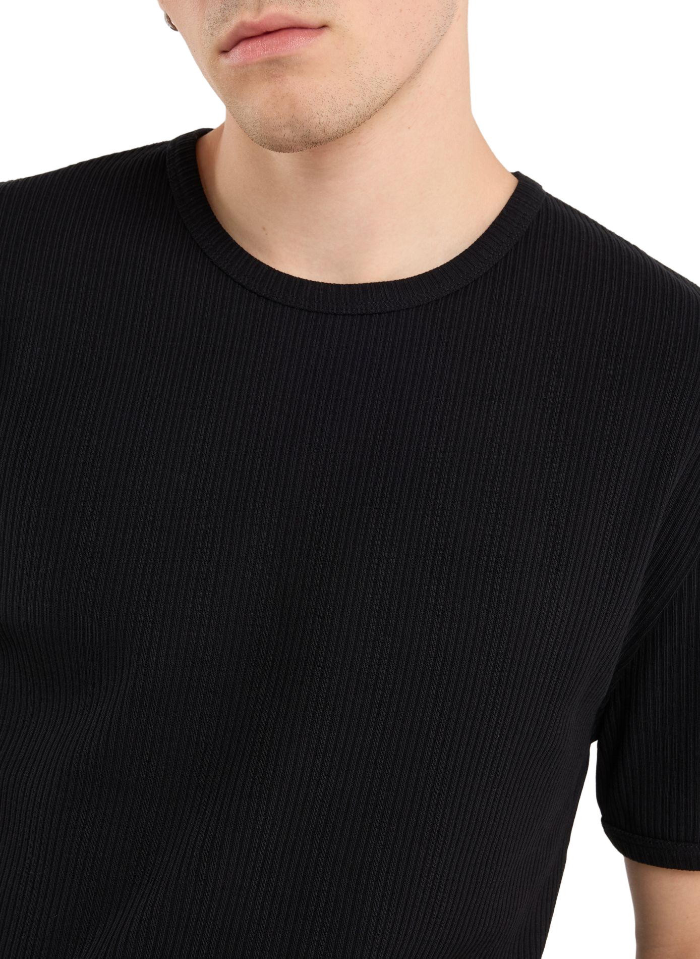 Straight ribbed cotton round neck t-shirt SAISON 1865 Black