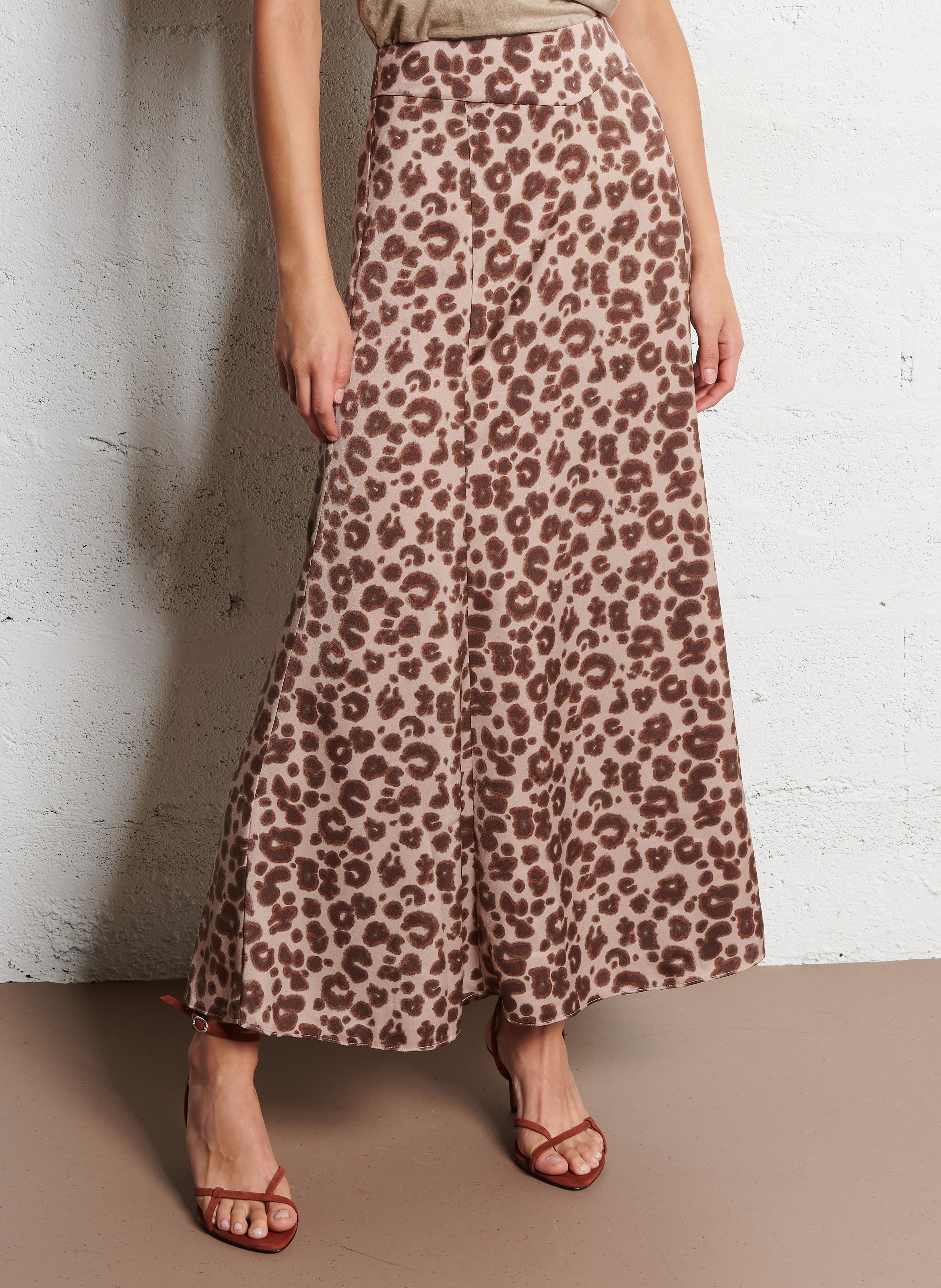 Jupe longue évasée léopard en satin blaire BA&SH Beige