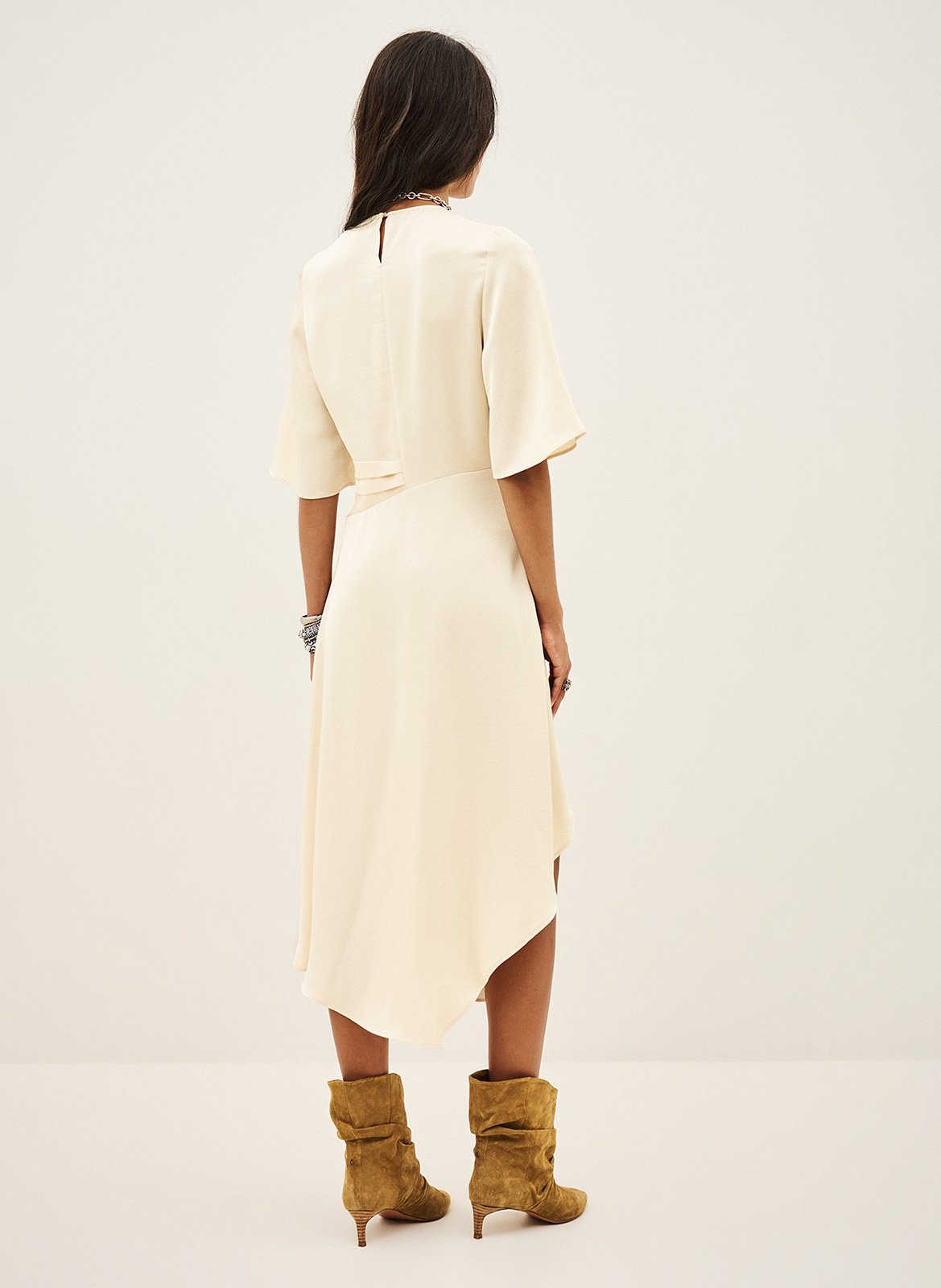 Midi getailleerde asymmetrische jurk wila BA&SH Beige