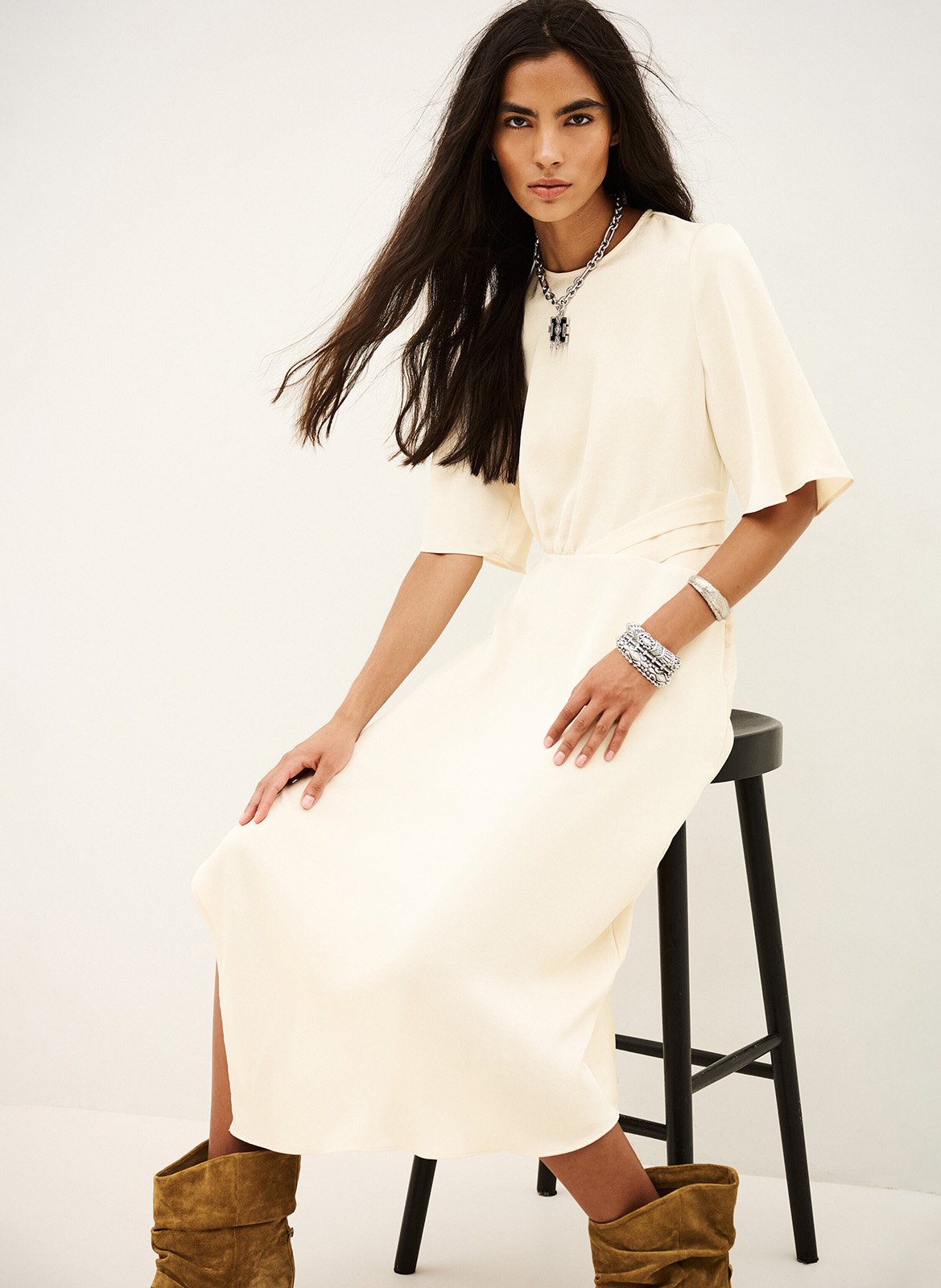 Midi getailleerde asymmetrische jurk wila BA&SH Beige