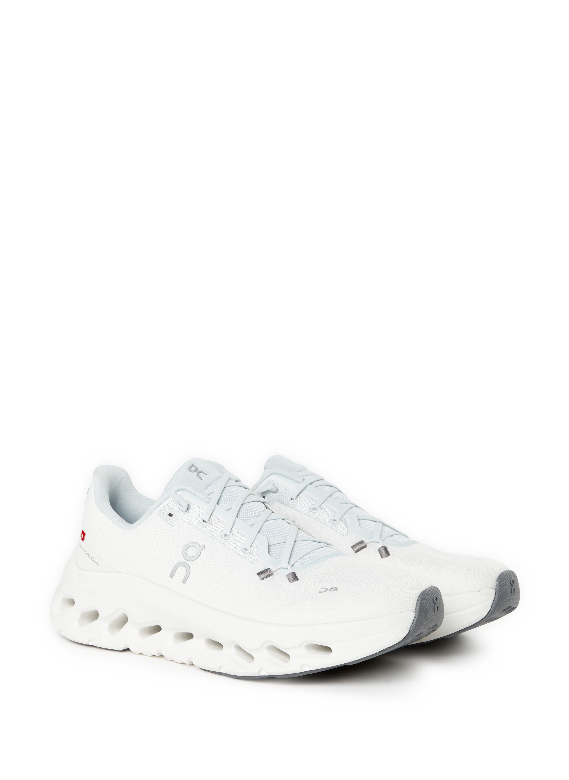 Cloudtilt sneakers ON RUNNING White